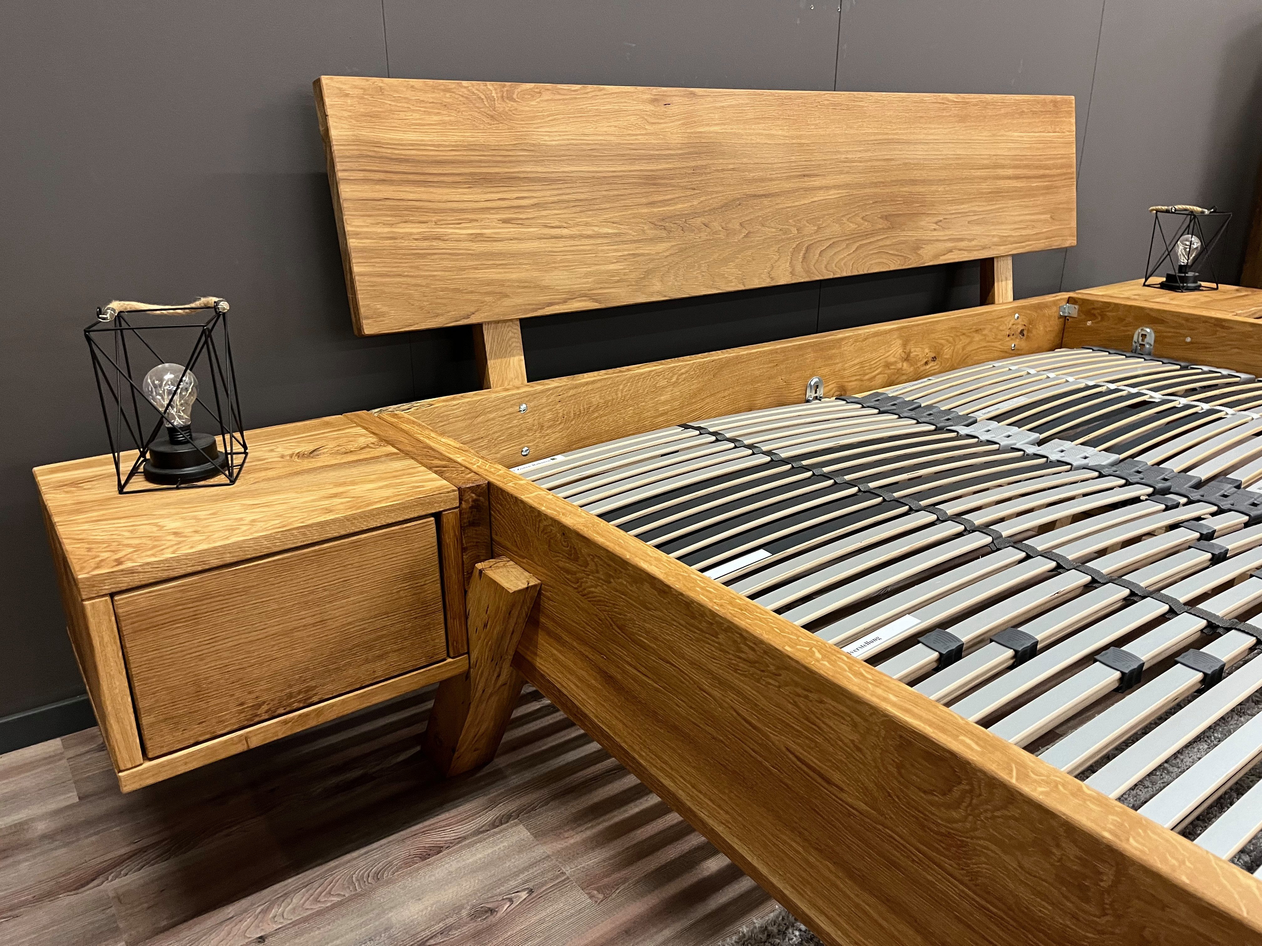 Möbel Specht Massivholzbett Timber Eiche (bis 300x220cm Liegefläche), schwebende Optik