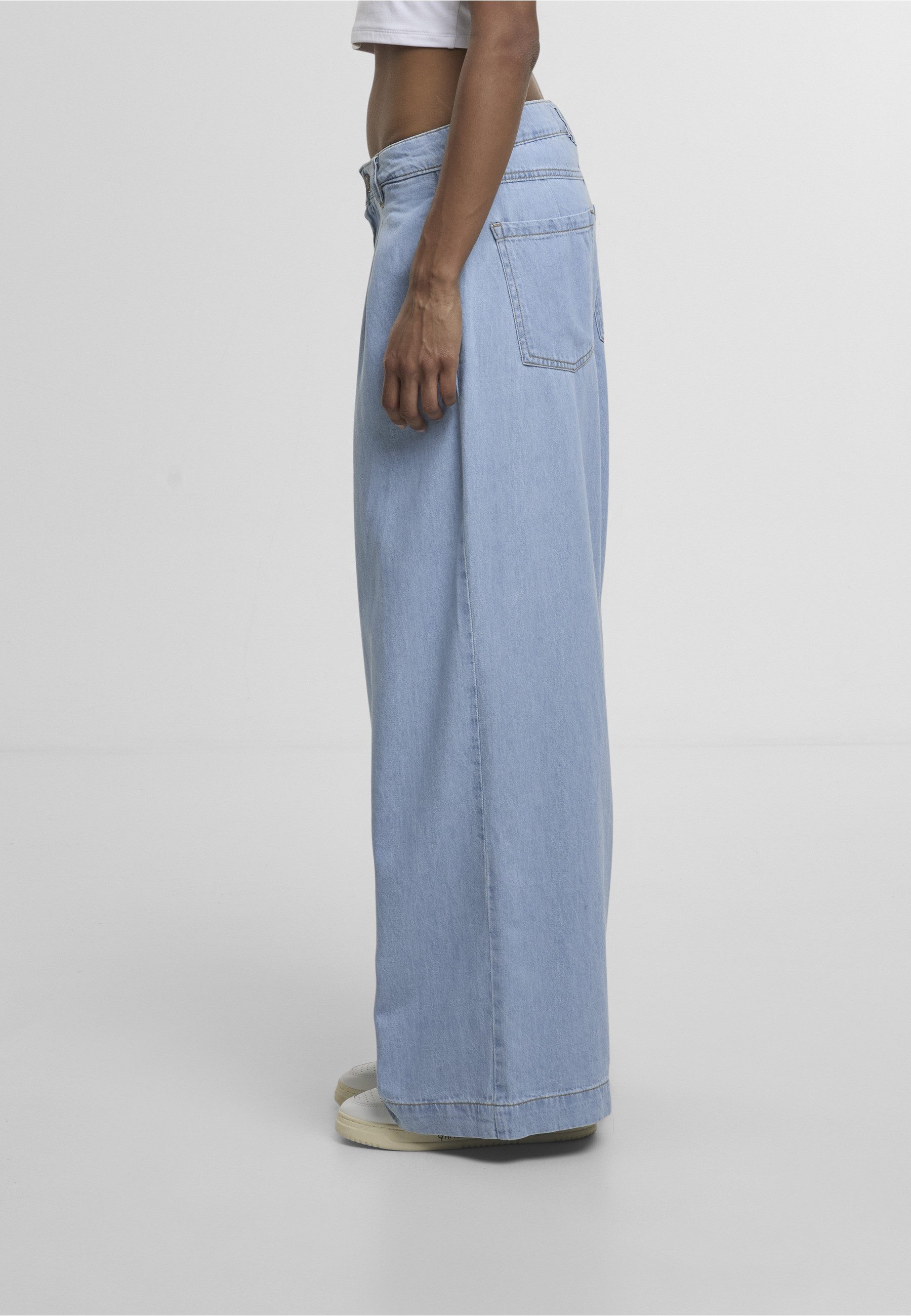 URBAN CLASSICS Bequeme Jeans Urban Classics Ladies Wide Leg Light Denim Pants