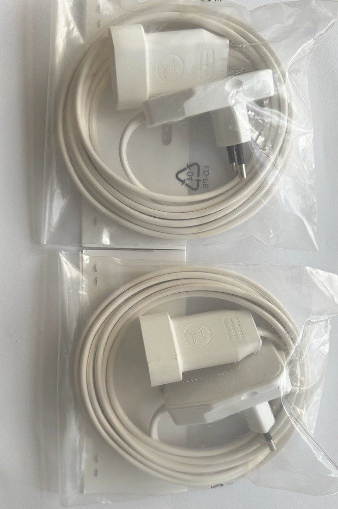 DIW 2x Europa Verlängerung,extra flacher Winkelstecker,Ein-/Aus-Schalter Verlängerungskabel, Verlängerung, 3 Meter, Doppelpack, extra flacher Winkelstecker