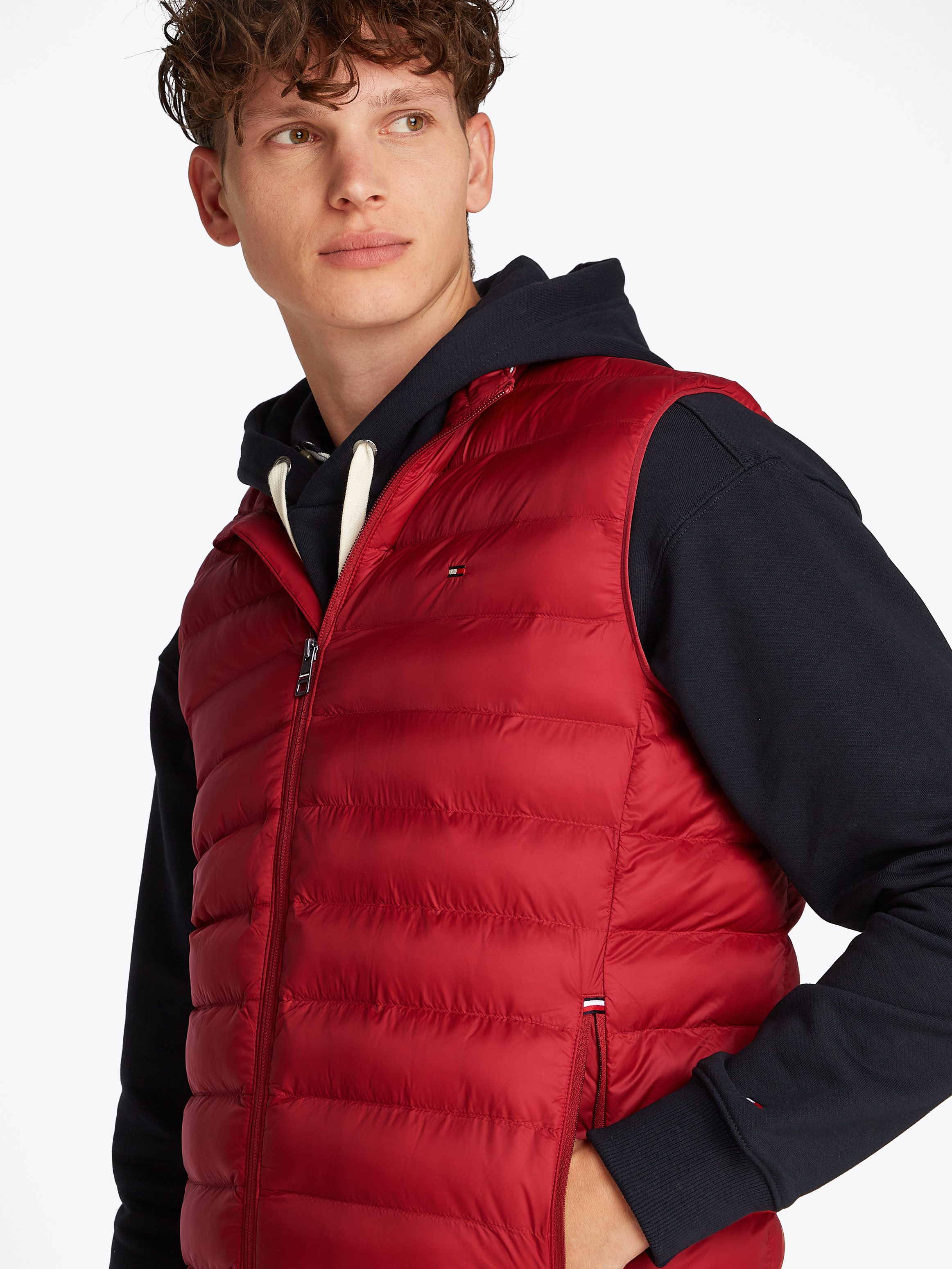 Tommy Hilfiger Steppweste PACKABLE RECYCLED VEST mit Logostickerei günstig online kaufen