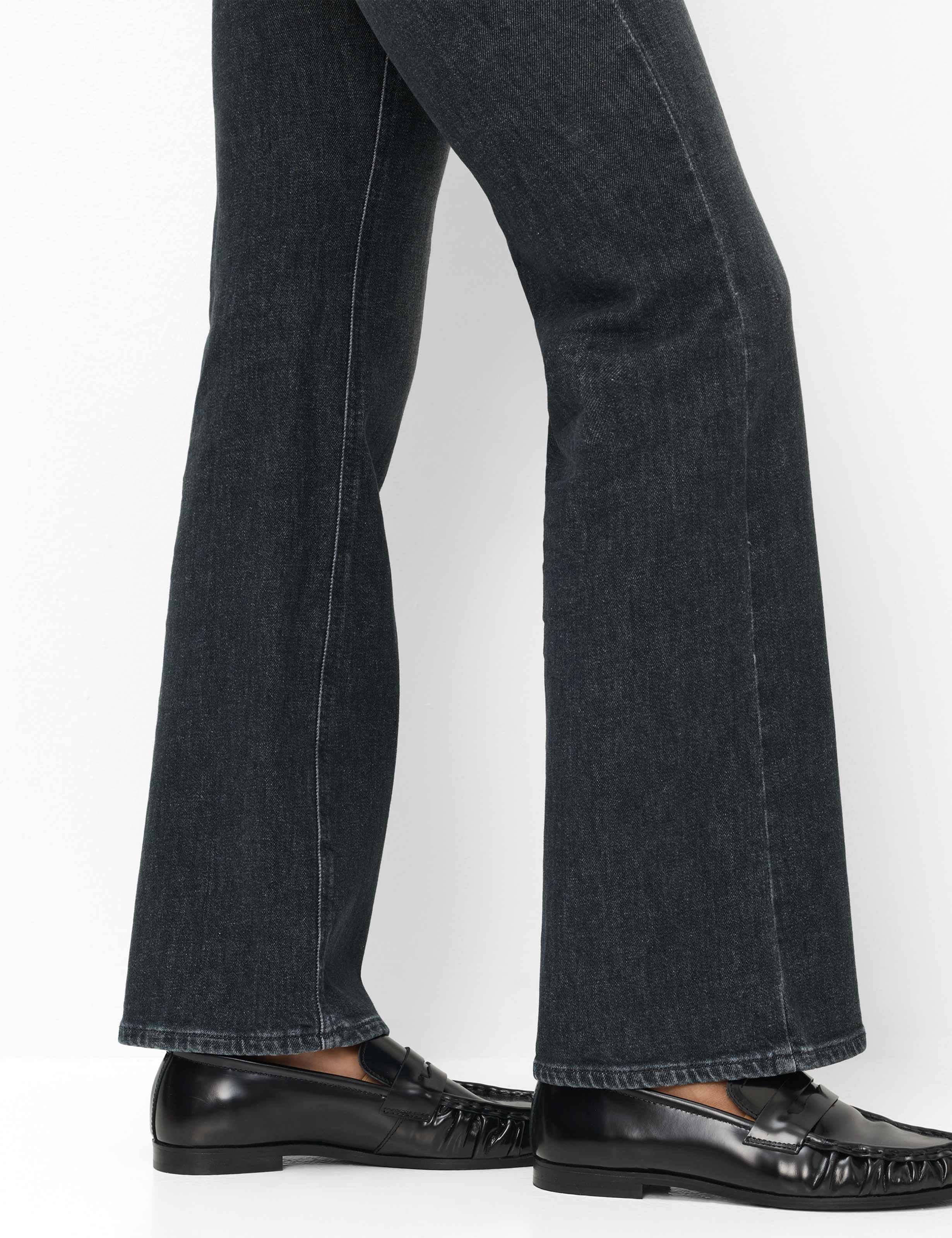 Brax 5-Pocket-Jeans Style MARY Denim: Five-Pocket im Regular Bootcut – Bild 4 von 5