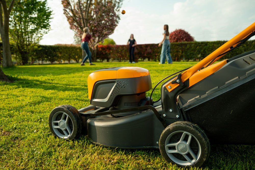 STIGA GARDEN Akkurasenmäher Collector 48 S AE, 46 cm Schnittbreite, Radantrieb, inkl. 5 Ah Akku und Schnell-Ladegerät