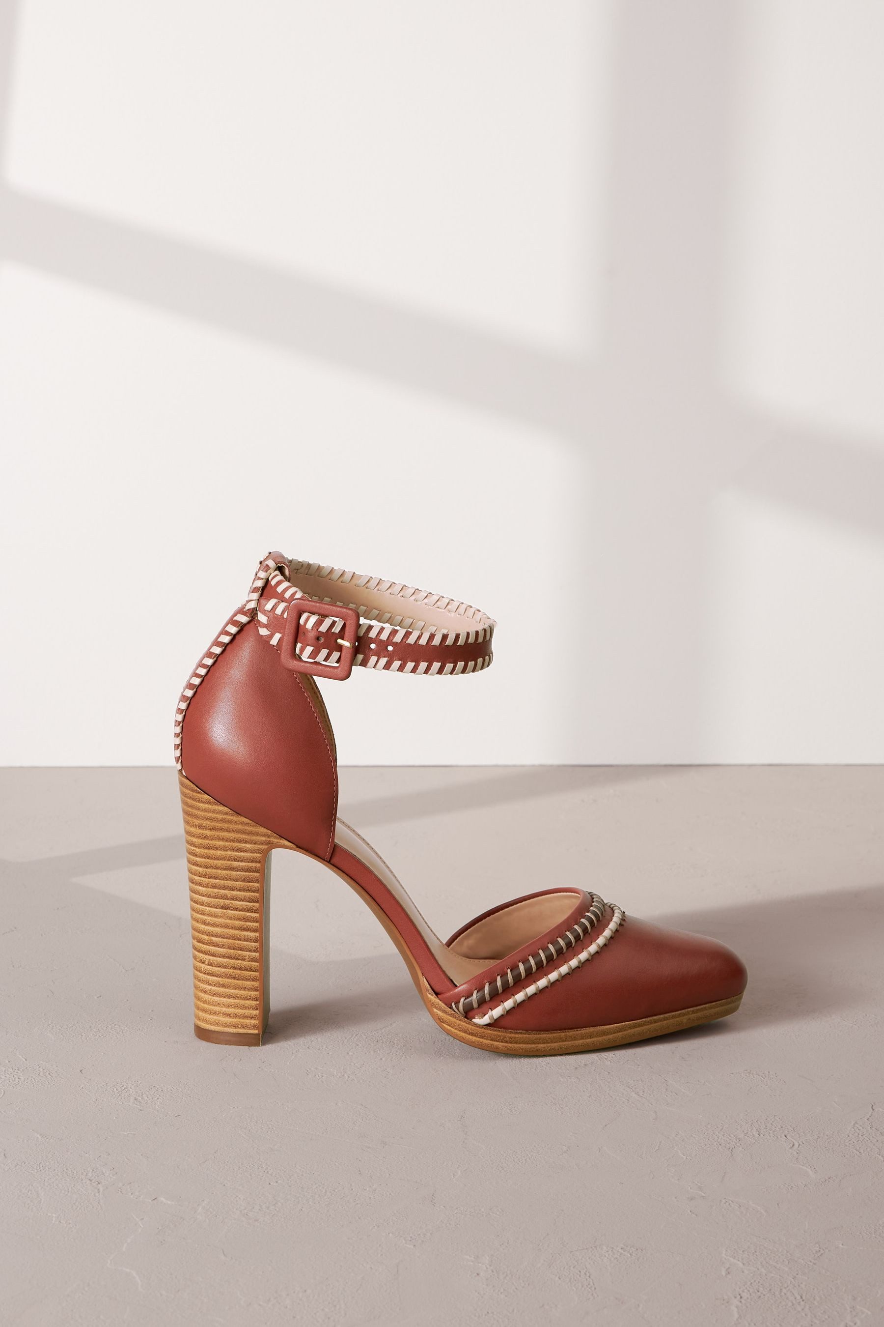 Next Signature Leder Absatzschuhe mit Nahtdetail Pumps 1 tlg Stiletto
