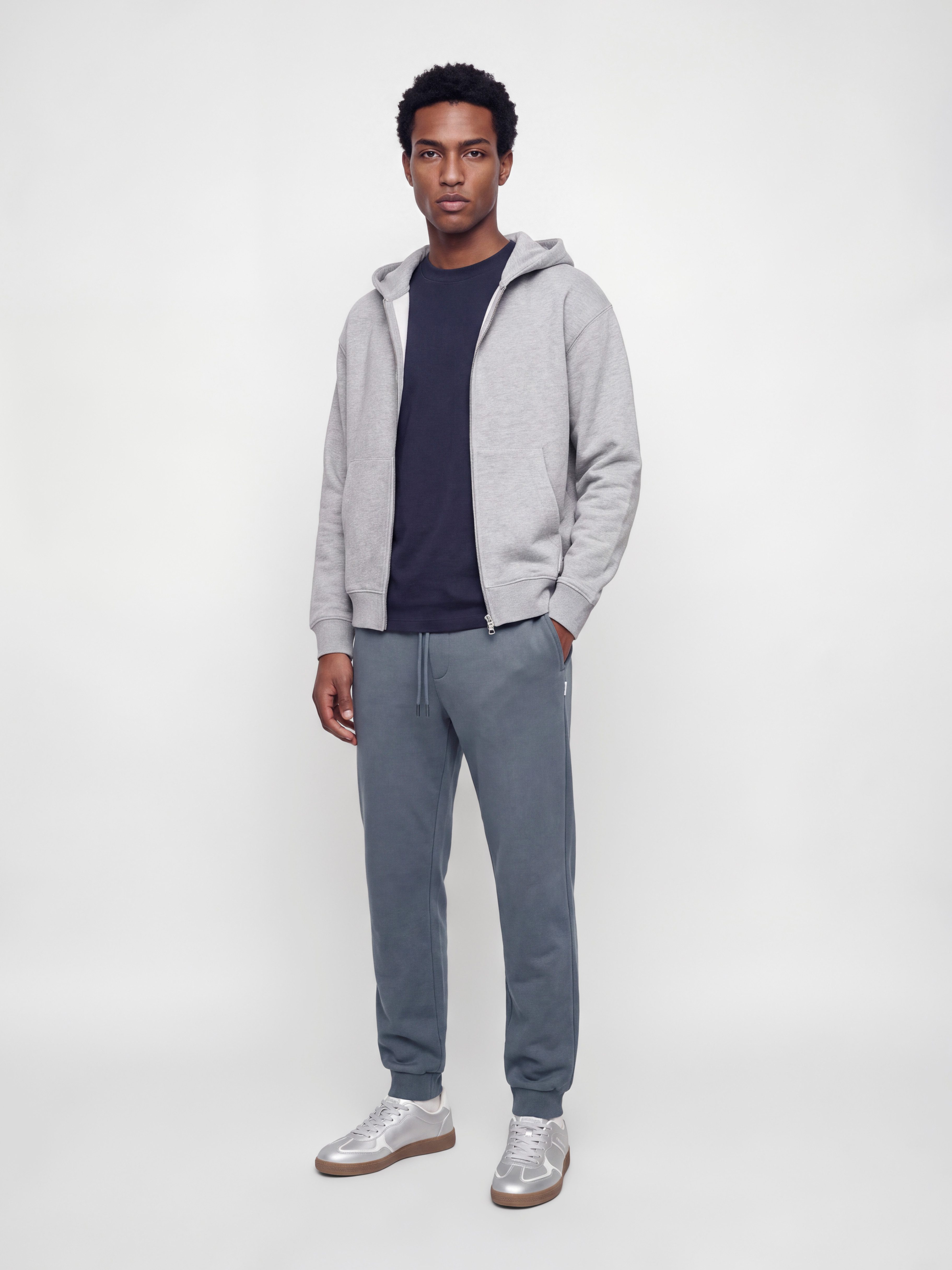 Jack & Jones Sweathose JPSTGORDON mit Kordelzug und Komfortbund unifarben, modisch, regular fit, Sweatware – Bild 3 von 5