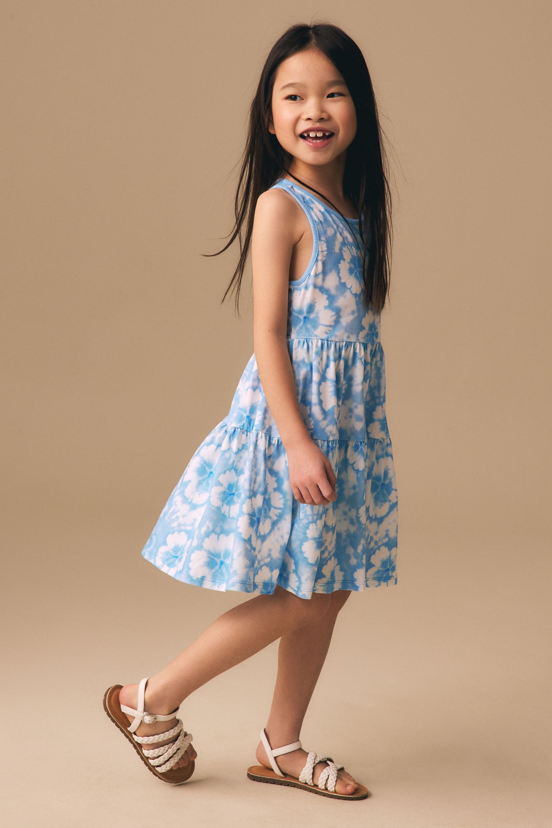 Next Sommerkleid Sommerkleid mit Zierdrehung am Rücken (1-tlg)