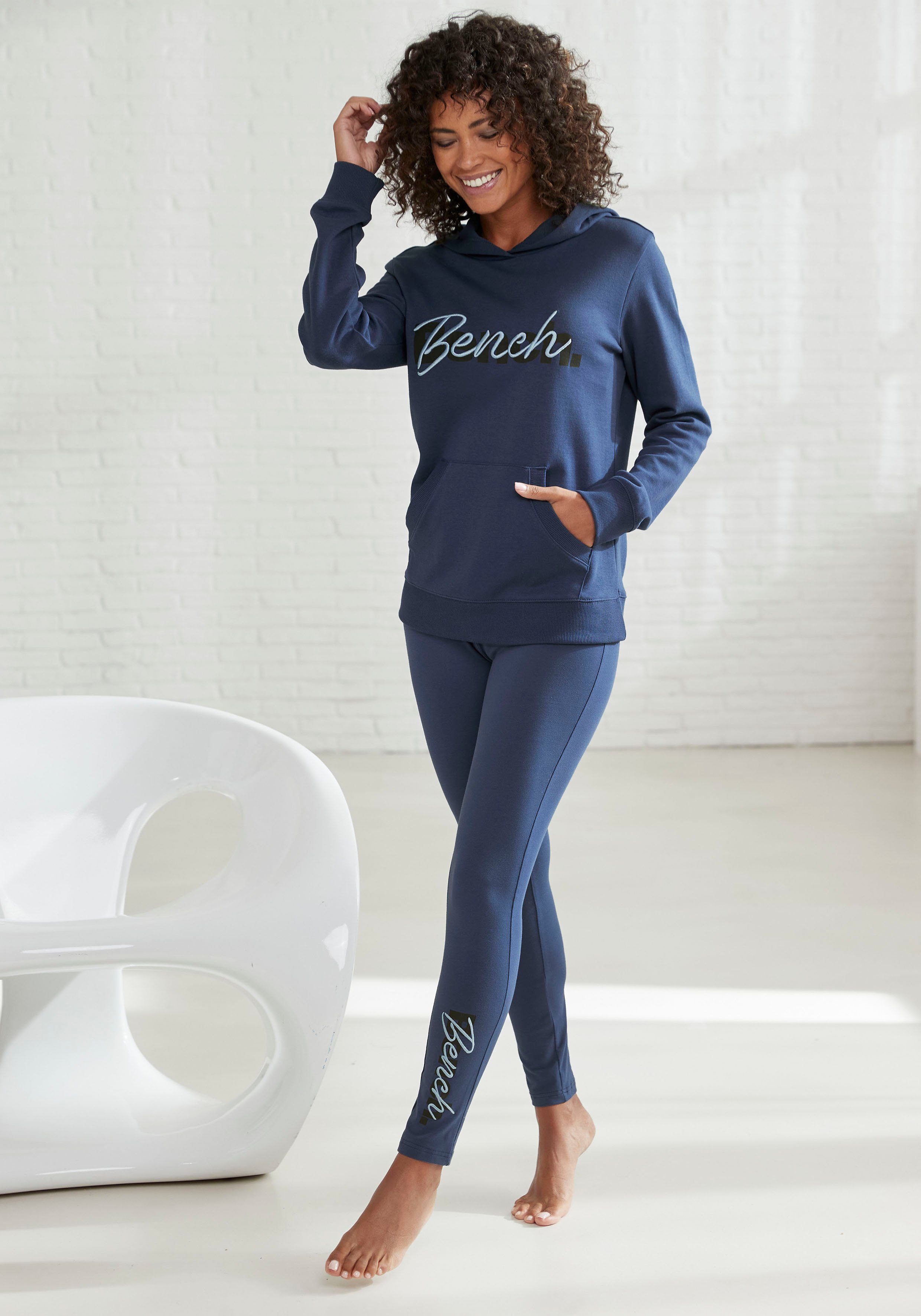 Bench. Loungewear Kapuzensweatshirt mit Kängurutasche, Loungeanzug, Hoodie