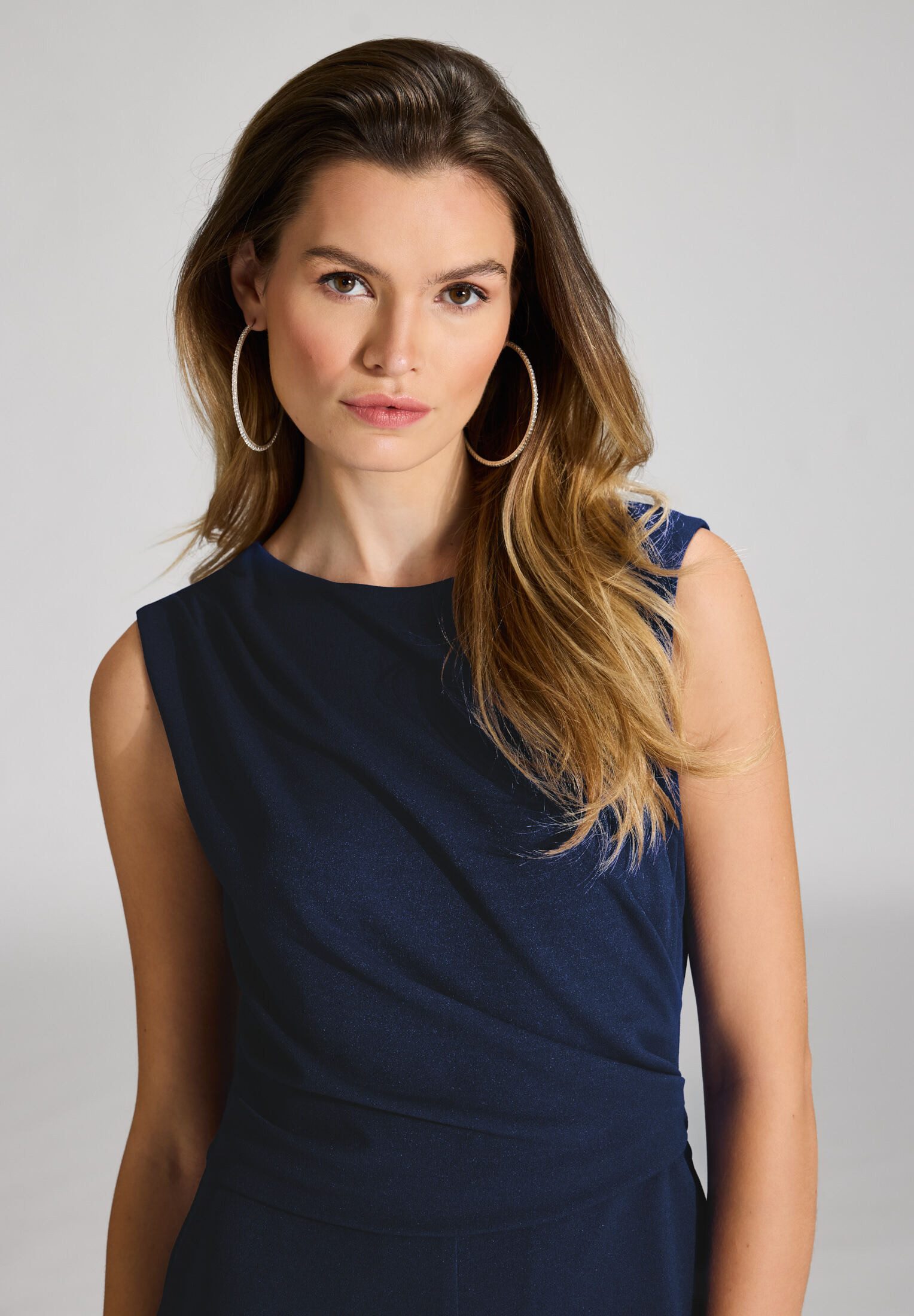 SWING Jumpsuit - Jumpsuit aus Crepe Jersey mit Drapierung Oberteil in figurbetonter Passform