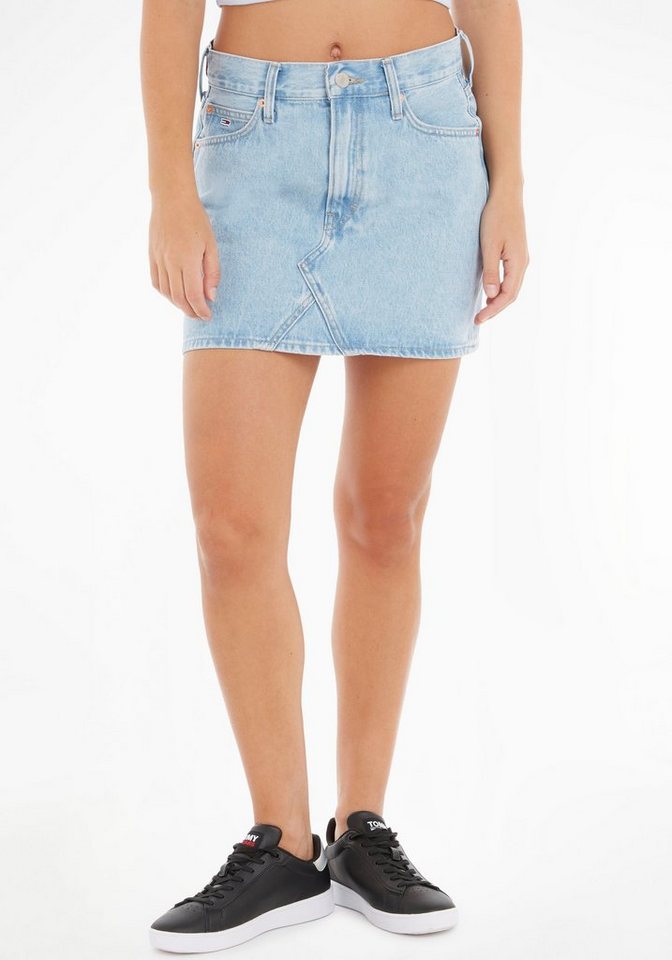 Tommy Jeans Jeansrock IZZIE MINI DENIM SKIRT BG4015 mit Tommy Jeans Logo- Badge