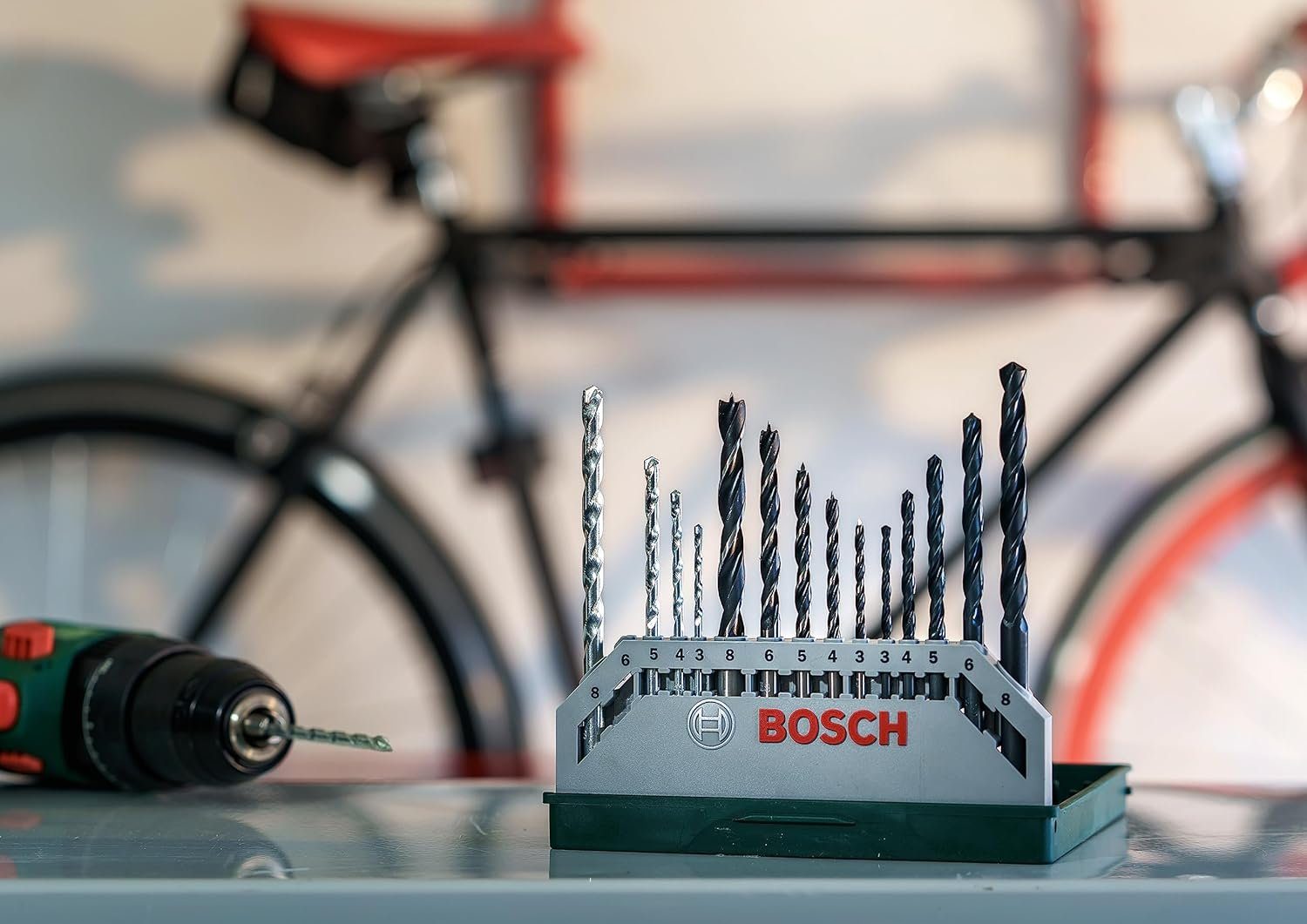 Mixed-Set BOSCH Bohrer- Spiralbohrer 15tlg. Metal Bitset und und Bosch (Holz, Stein Mini-X-Line