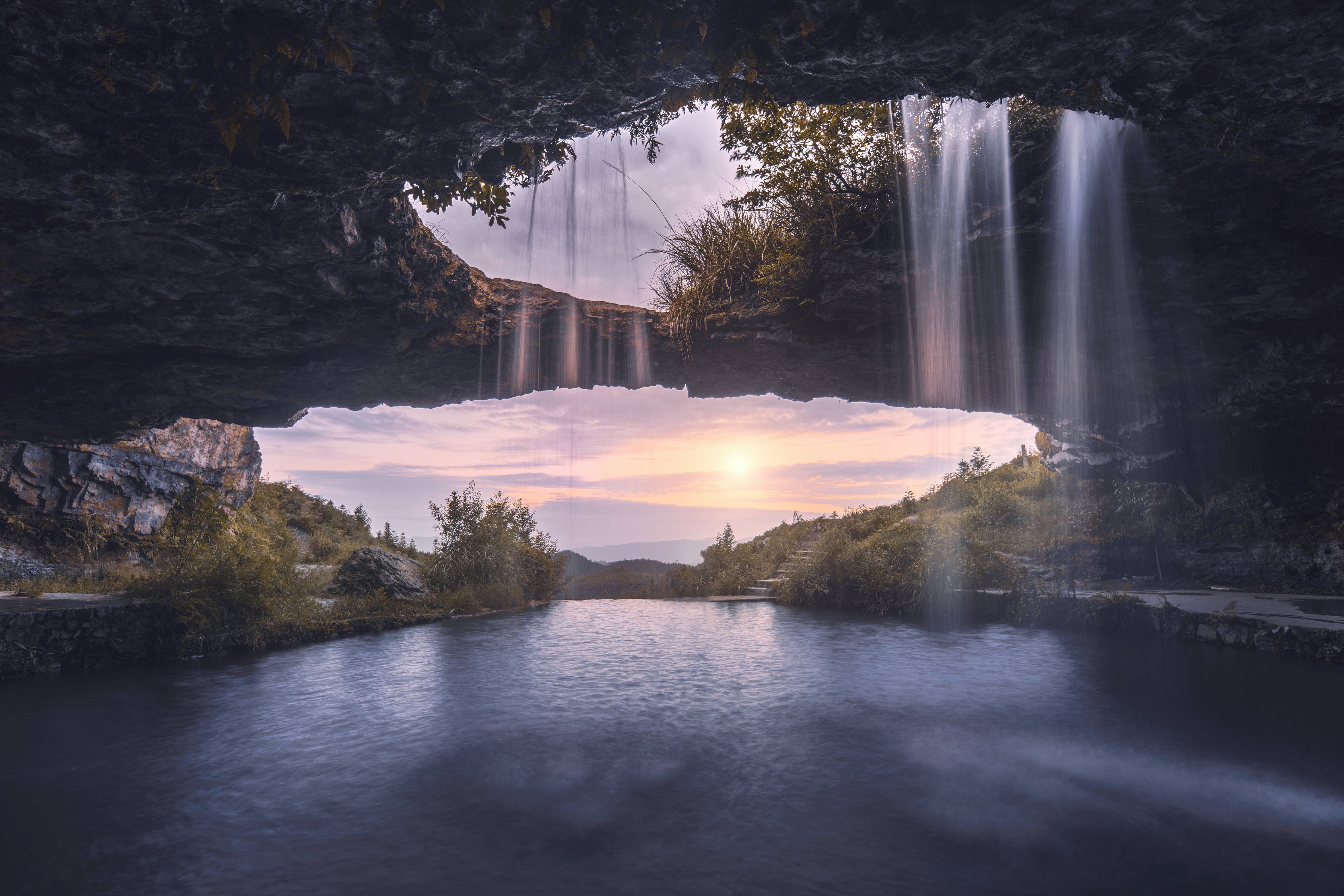 Fototapete VLIES-Tapete Premium Natur Wasserfall Sonne Himmel See Landschaft