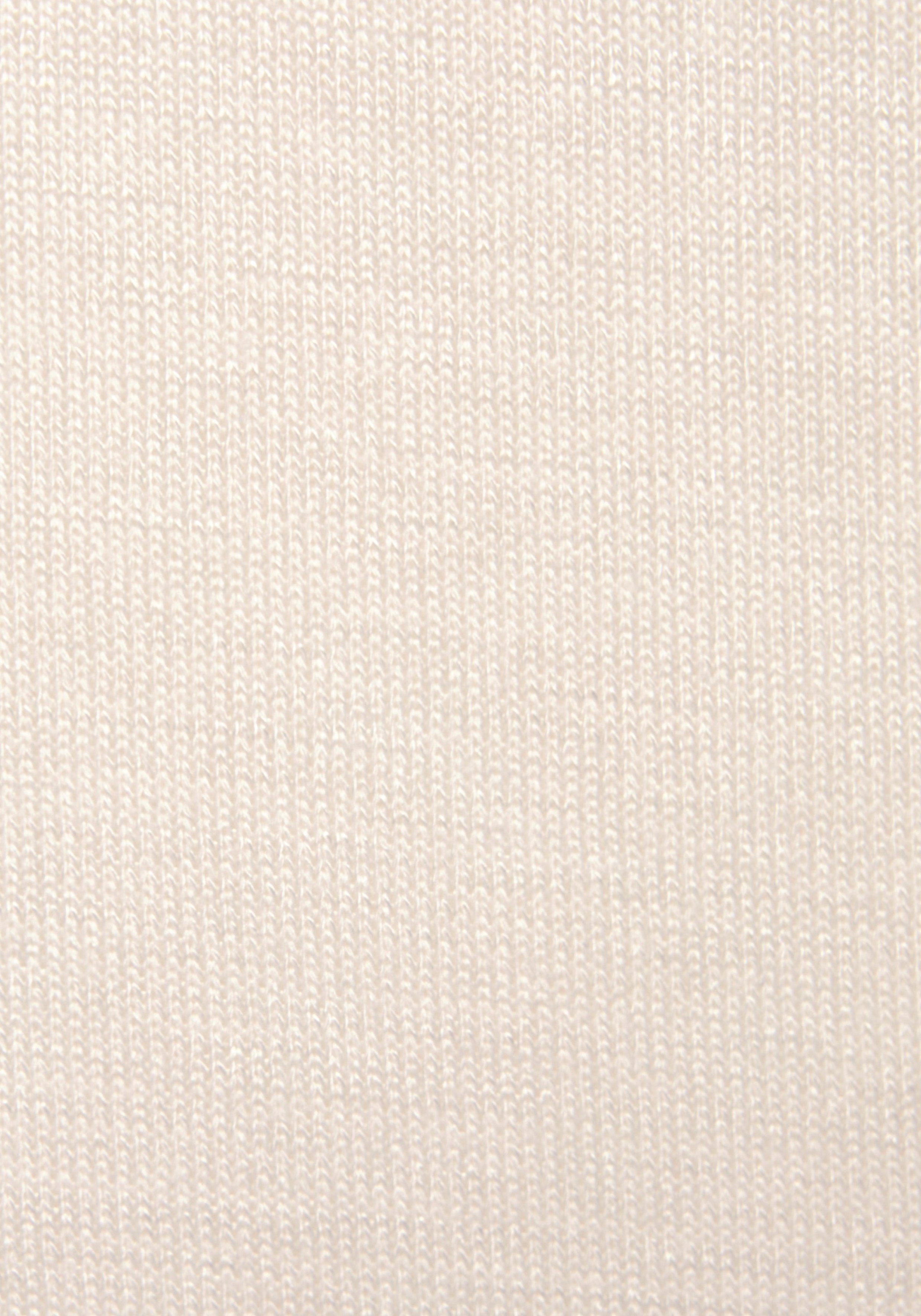 LASCANA Kurzarmshirt mit Knopfdetail am Ärmelabschluss aus weichem Viskose-Feinstrick