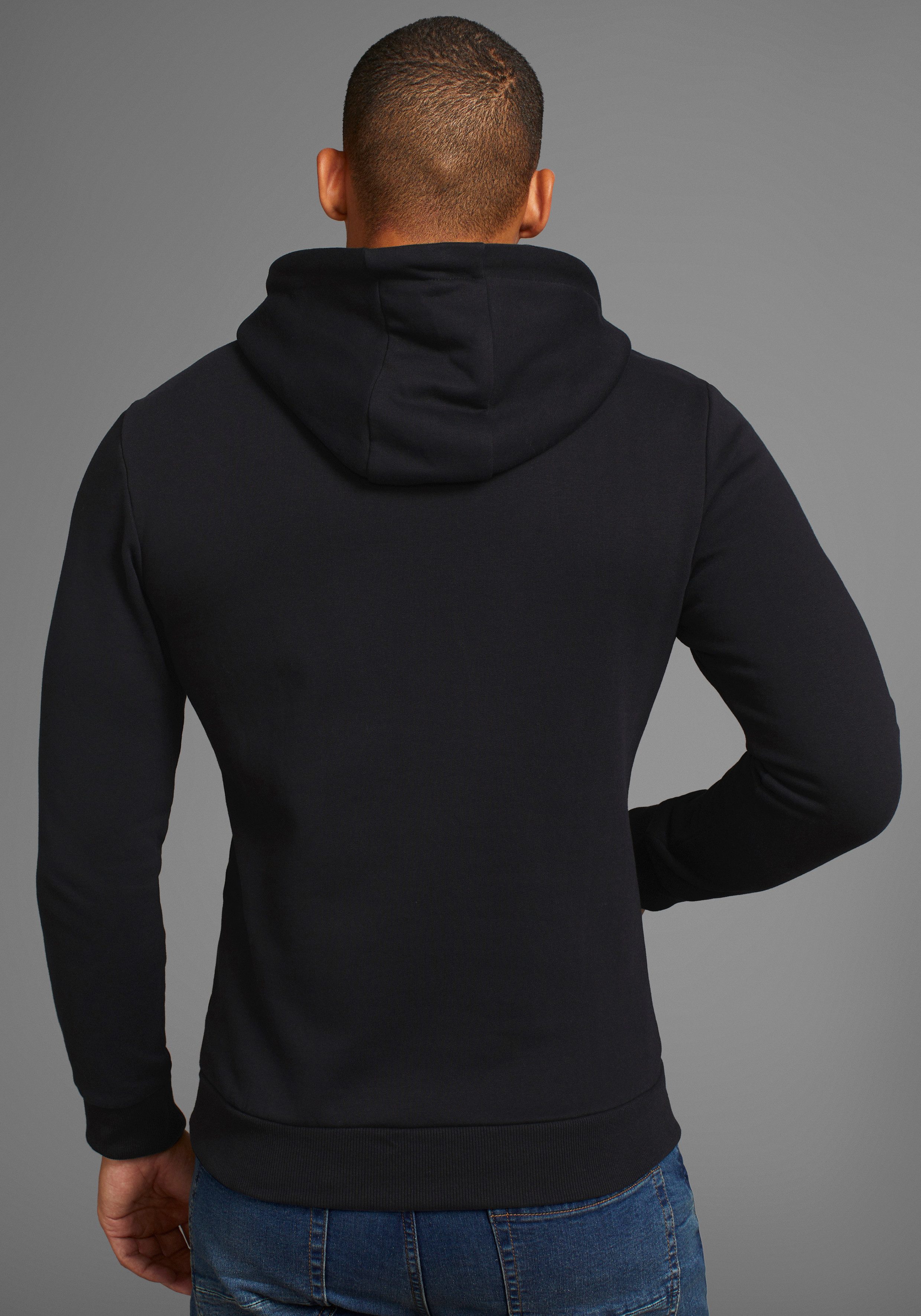 Bruno Banani Kapuzensweatshirt mit modernem Logodruck günstig online kaufen
