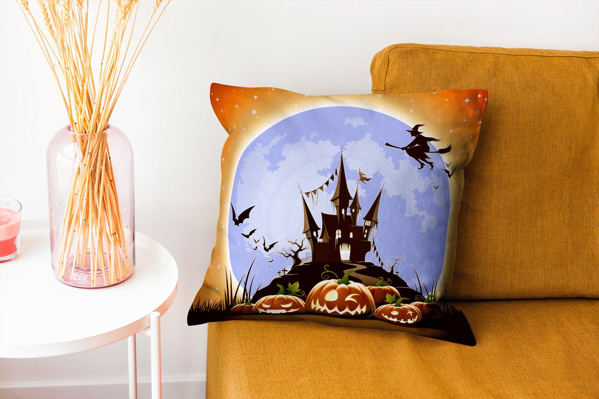 MuchoWow Dekokissen Eine Hexe, die Illustration Wohzimmer, mit Schloss Füllung einer zu Schlafzimmer, für Sofakissen Deko, Halloween fliegt, ein Zierkissen über