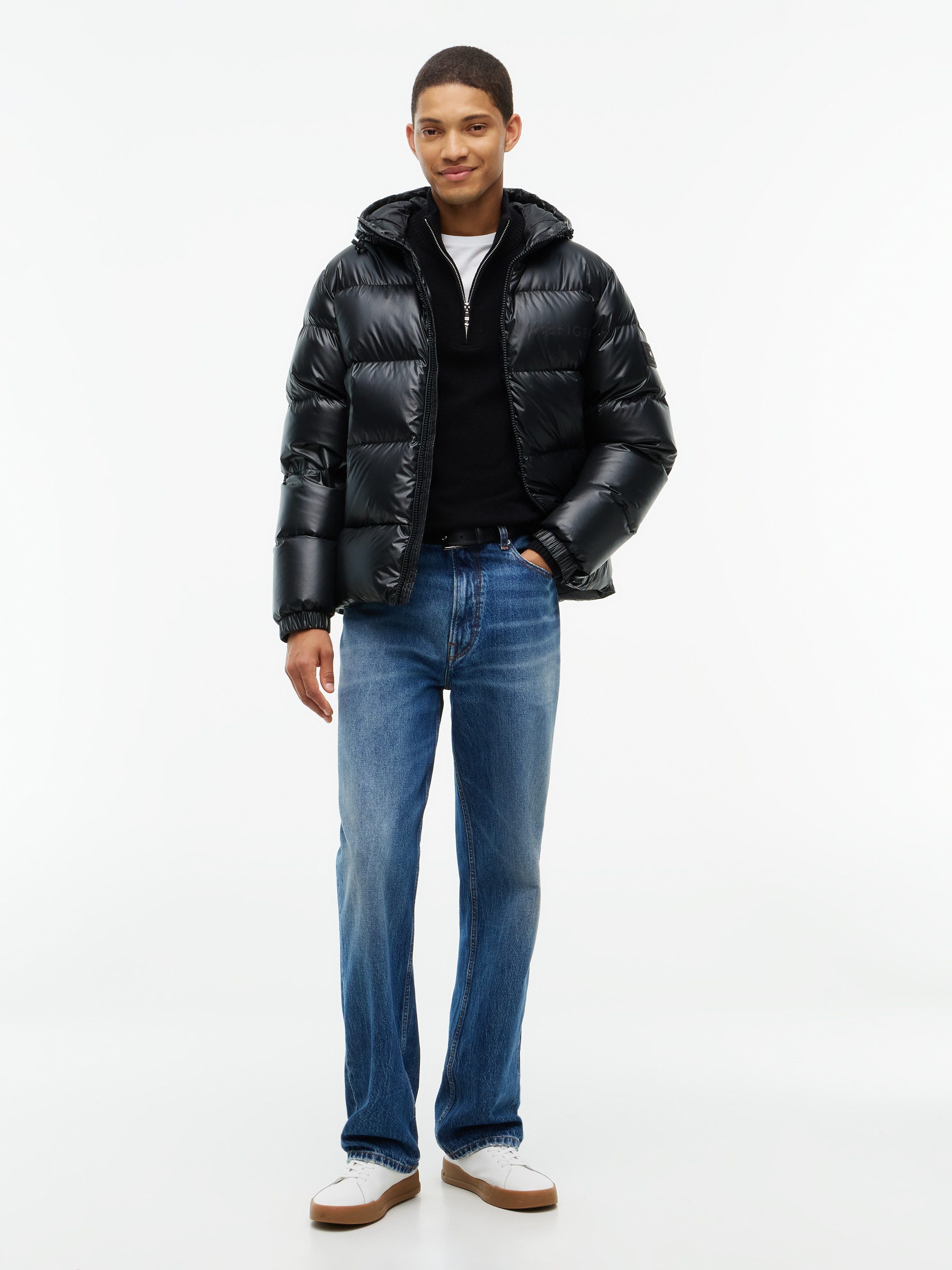 Tommy Hilfiger Daunenjacke SHINY DOWN HOODED PUFFER mit weicher Daunenfüllung – Bild 5 von 5