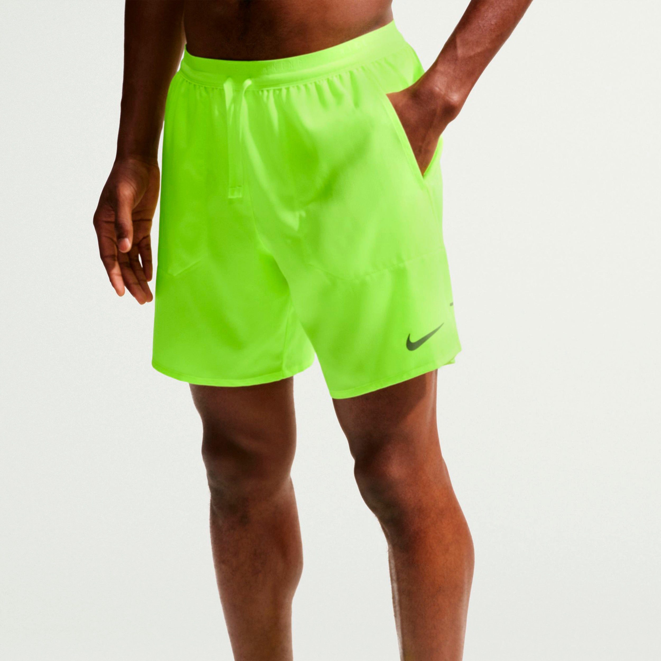 Nike Laufshorts Stride 7in