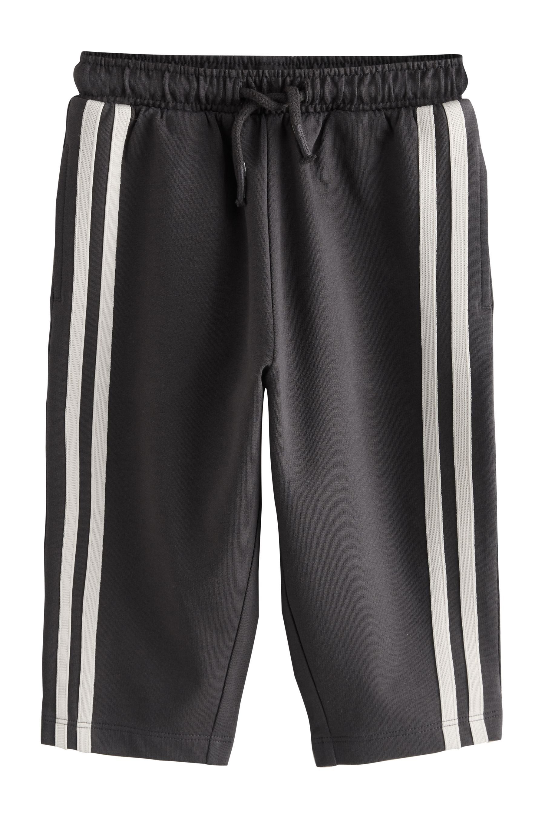 Next Jogginghose Jogginghose mit weitem Bein und Seitenstreifen (1-tlg)