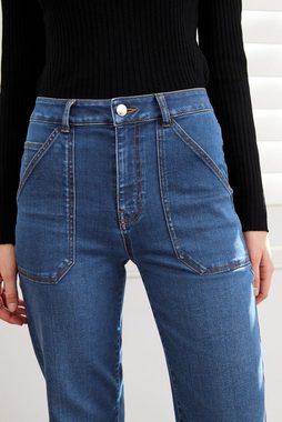 Next Push-up-Jeans Weit geschnittene Jeans mit Utility-Tasche (1-tlg)
