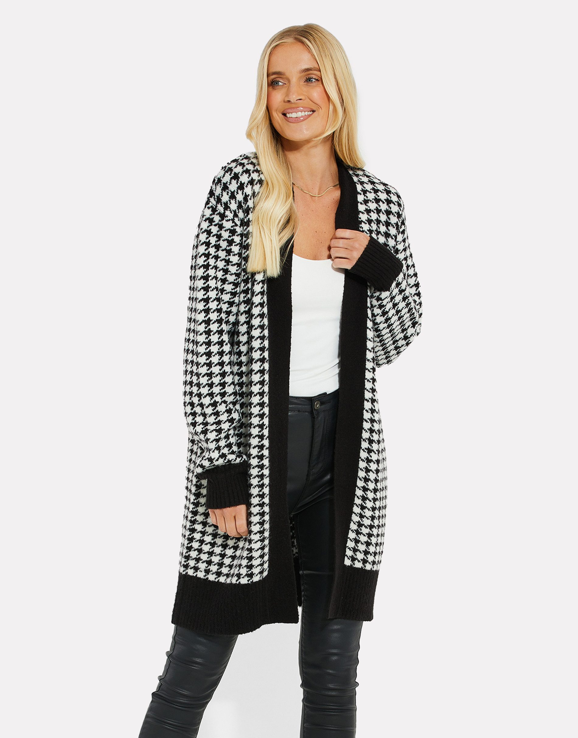 Threadbare Strickjacke (1-tlg) im tollen Leo-Design günstig online kaufen
