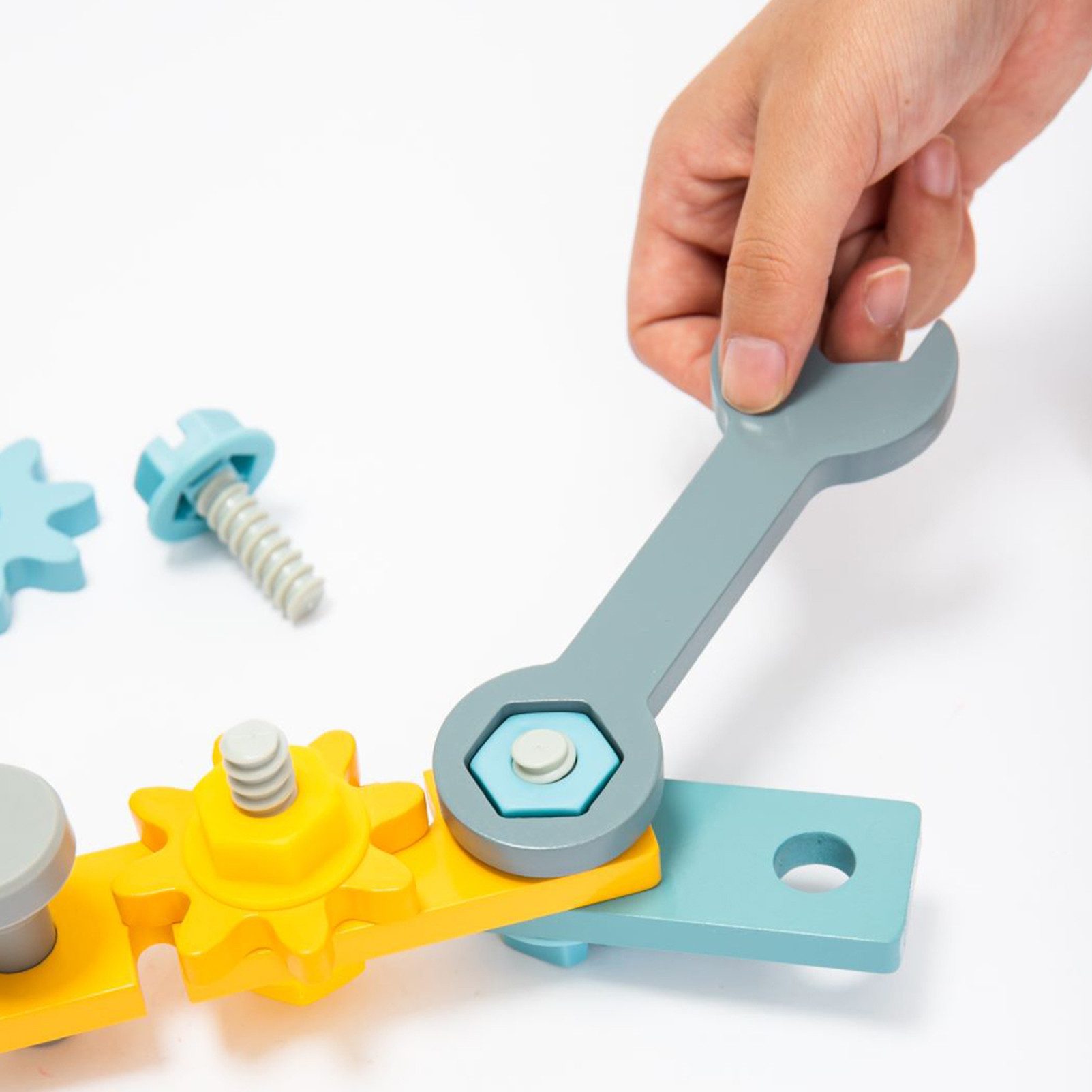 Esun Kinder-Werkzeug-Set Werkzeugkoffer Kinder Werkzeug, Montessori Spielzeug ab 3 4 5 6 Jahre, (Set, Komplettset), Geschenk Junge Mädchen Holzspielzeug Kinder 25 St.