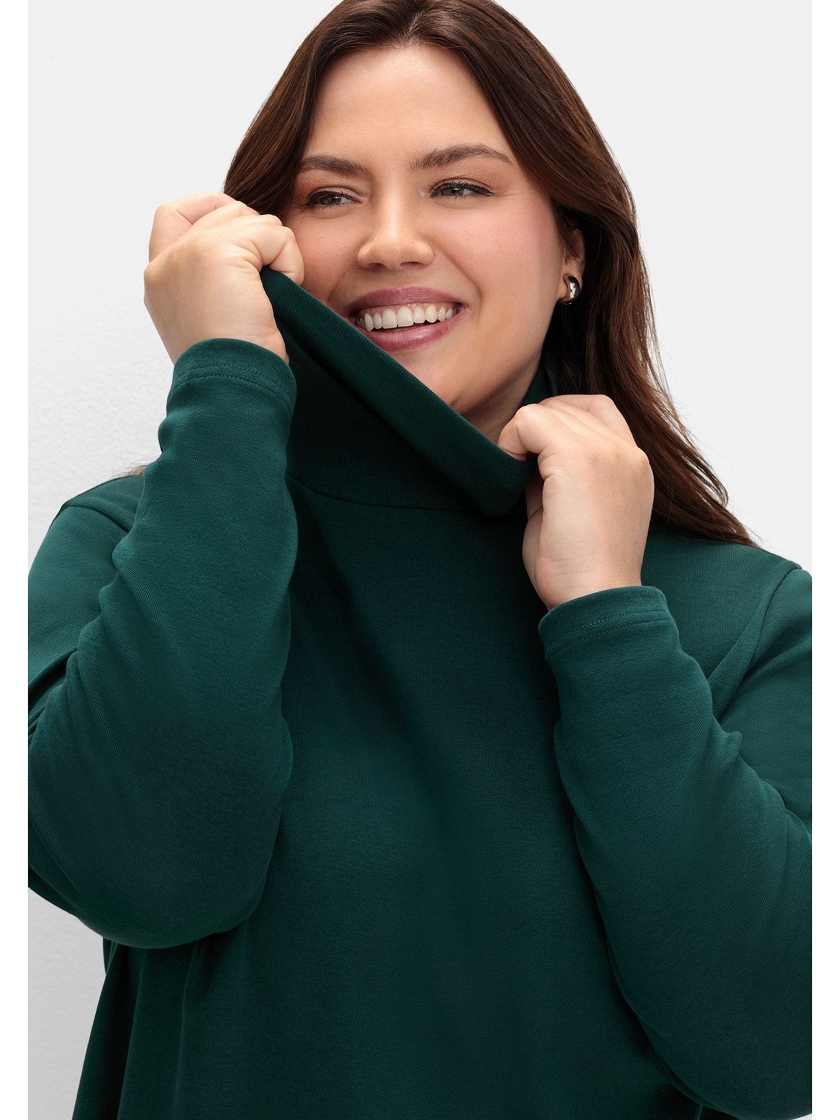 Sheego Langarmshirt Große Größen mit Rollkragen, in A-Linie