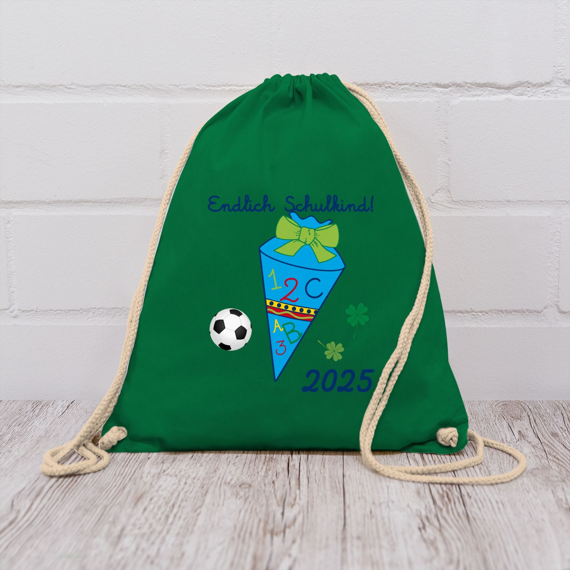 Shirtracer Turnbeutel Endlich Schulkind 2025 Fußball, Schulanfang & Einschulung Geschenk Turnbeutel