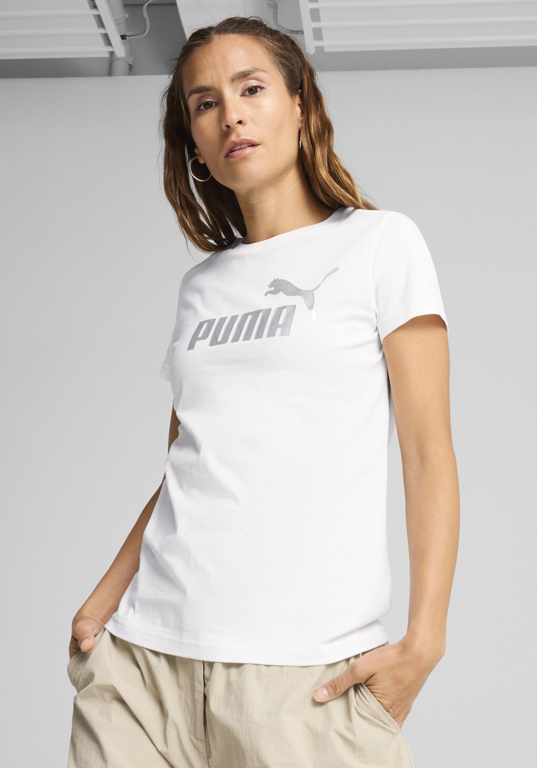 PUMA T-Shirt ESS NO 1 LOGO METALLIC TEE Regular Fit, Kurzarm, Rundhalsausschnitt