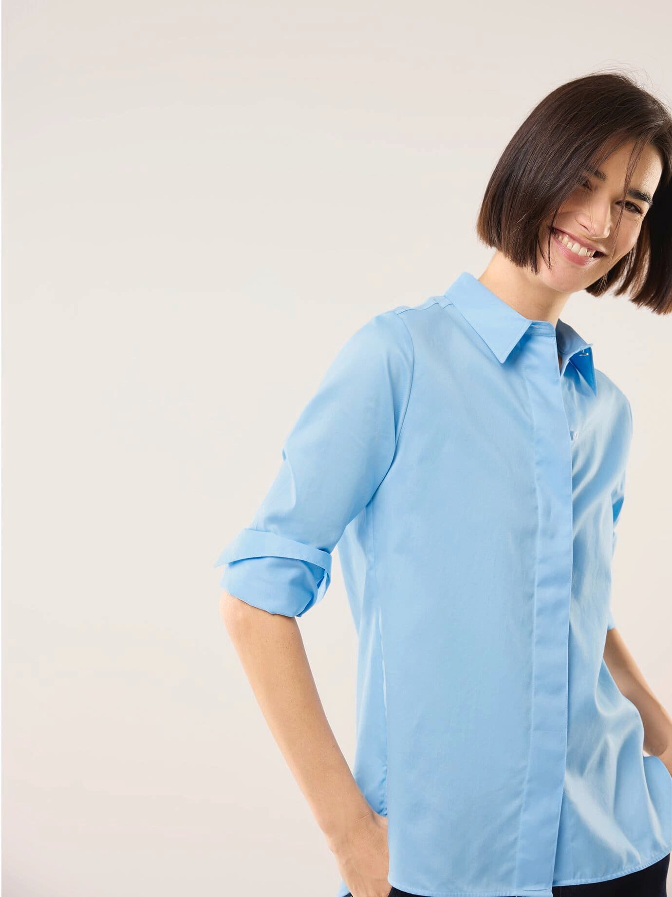Walbusch Langarmbluse Damen Baumwollbluse mit langer Manschette bügelleicht Feiner Vollzwirn-Twill, seidiger Glanz, atmungsaktiv & A-Linie