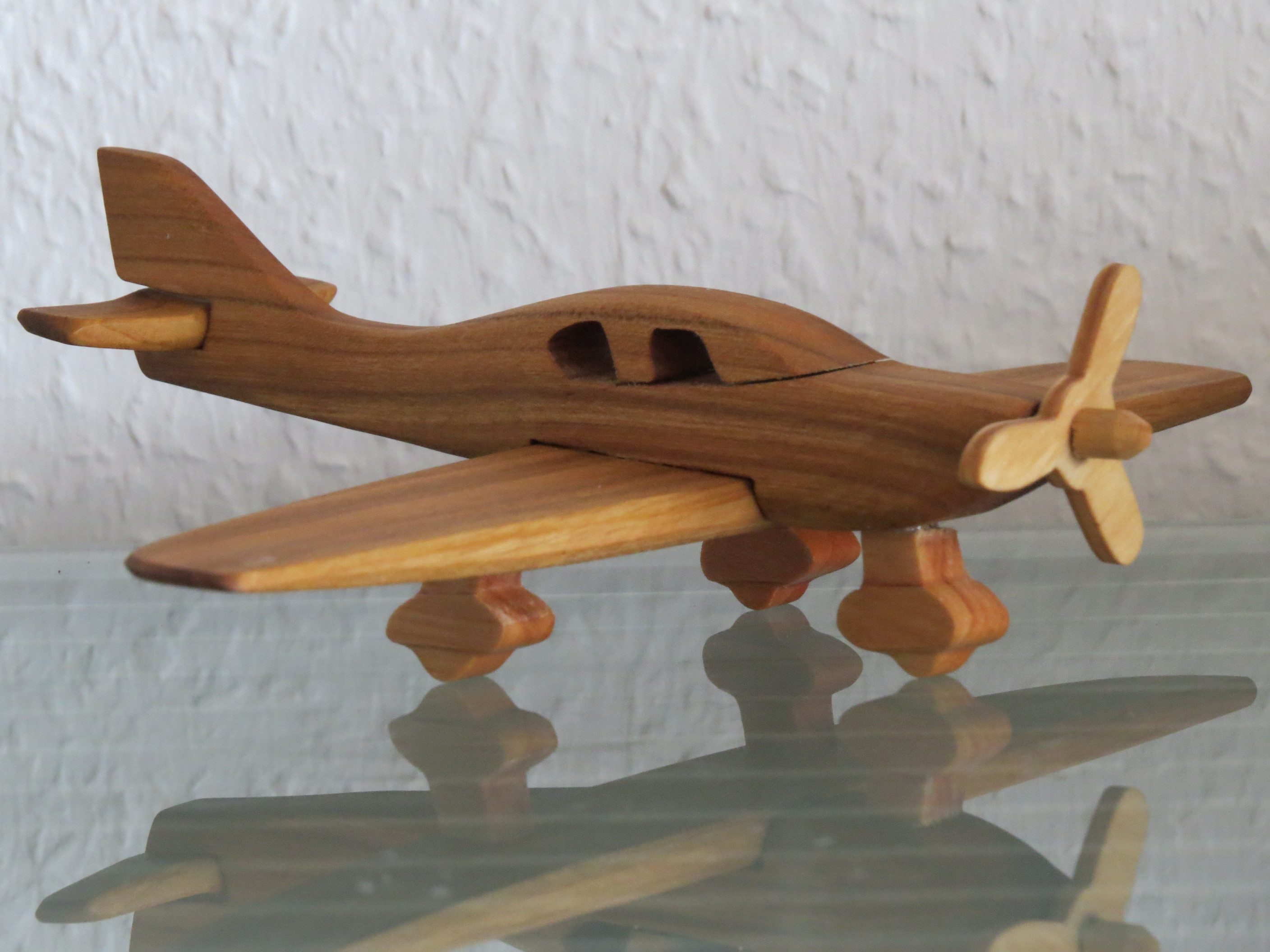 Holzprodukte Spielzeug-Flugzeug Flugzeug Flieger Privatjet Kleinflugzeug günstig online kaufen