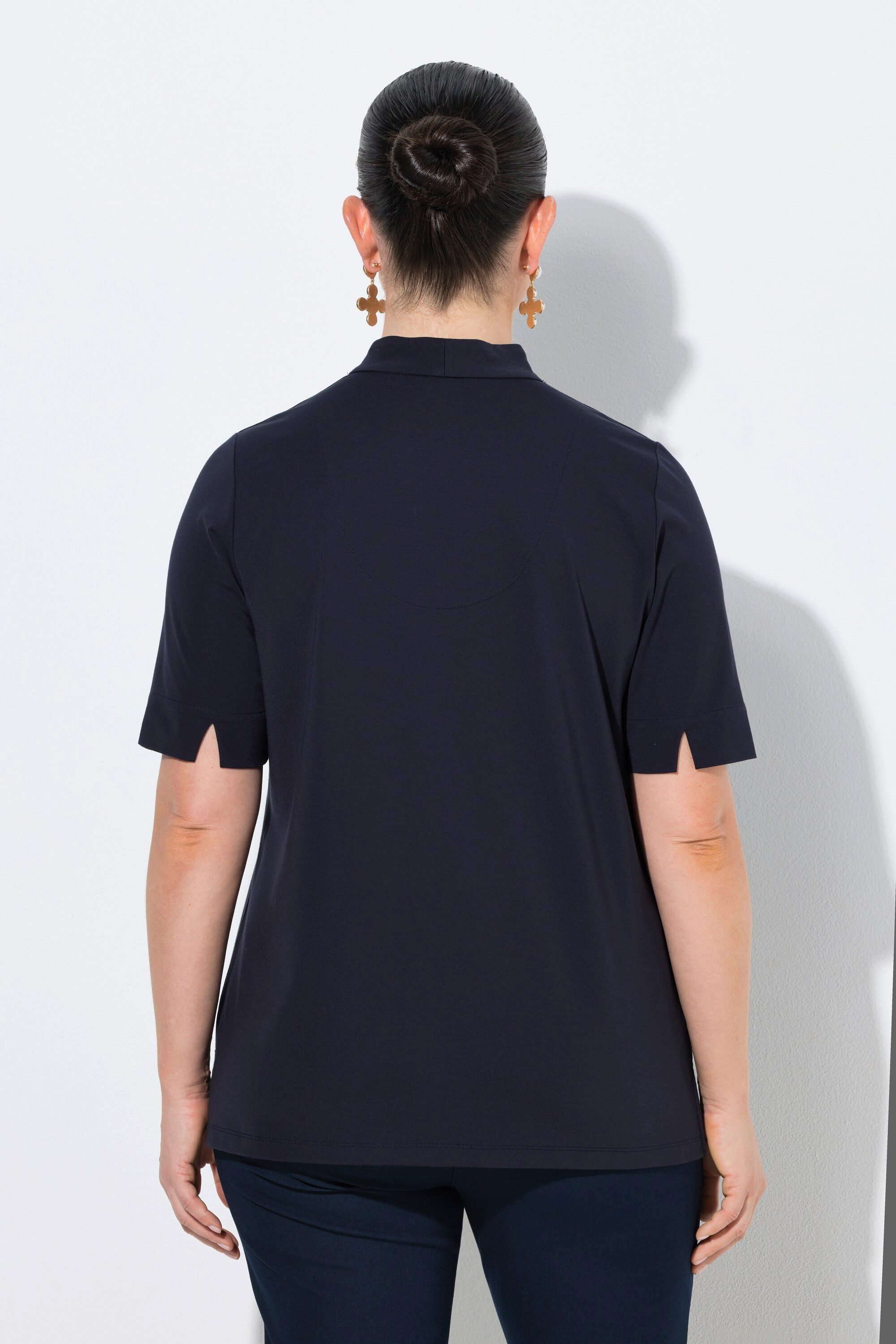 Ulla Popken T-Shirt T-Shirt Applikation Kelchkragen V-Ausschnitt