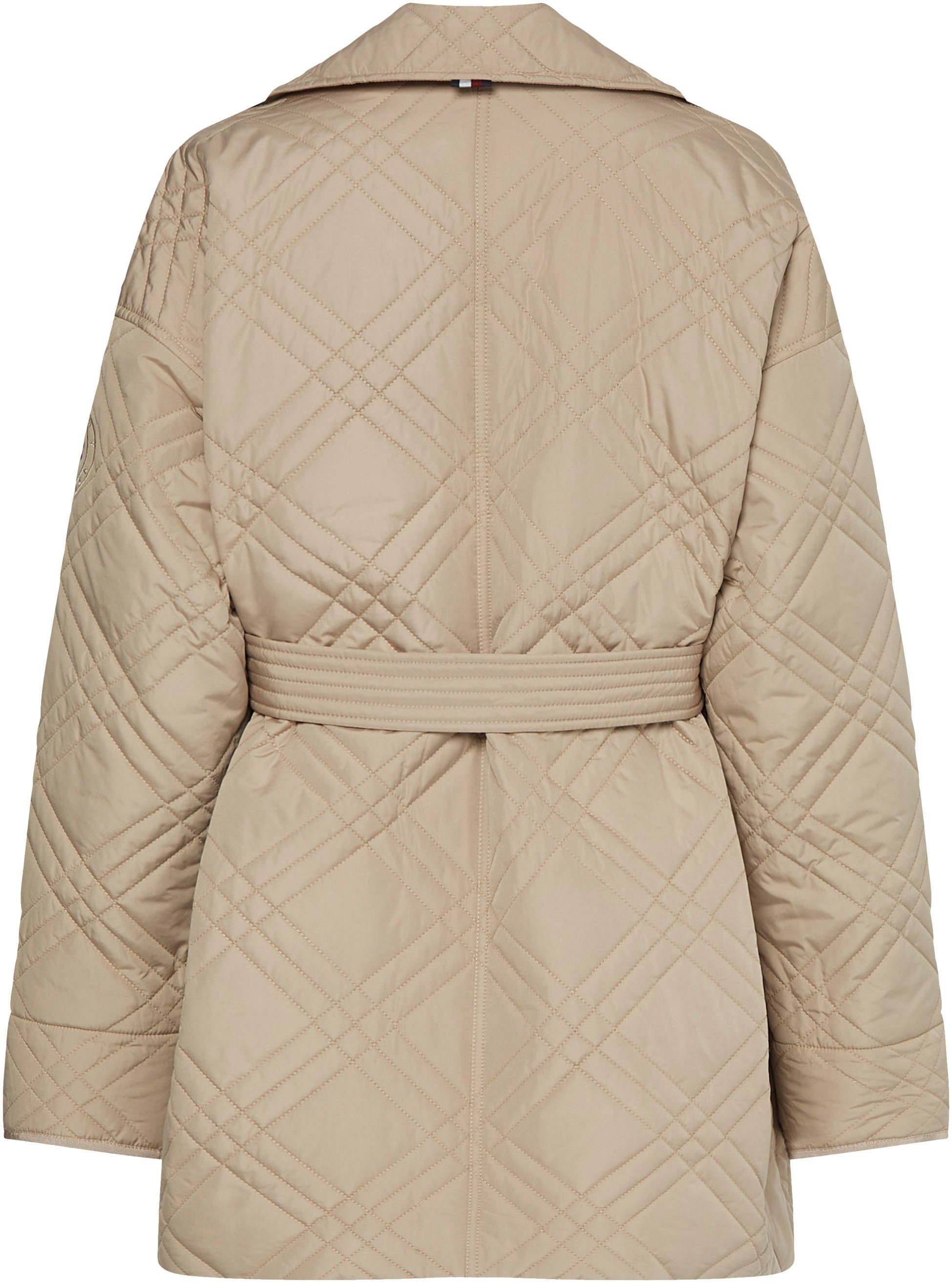 und Hilfiger Hilfiger Tommy QUILTED TRENCH mit Bindegürtel Markenlabel Steppmantel SHORT Tommy