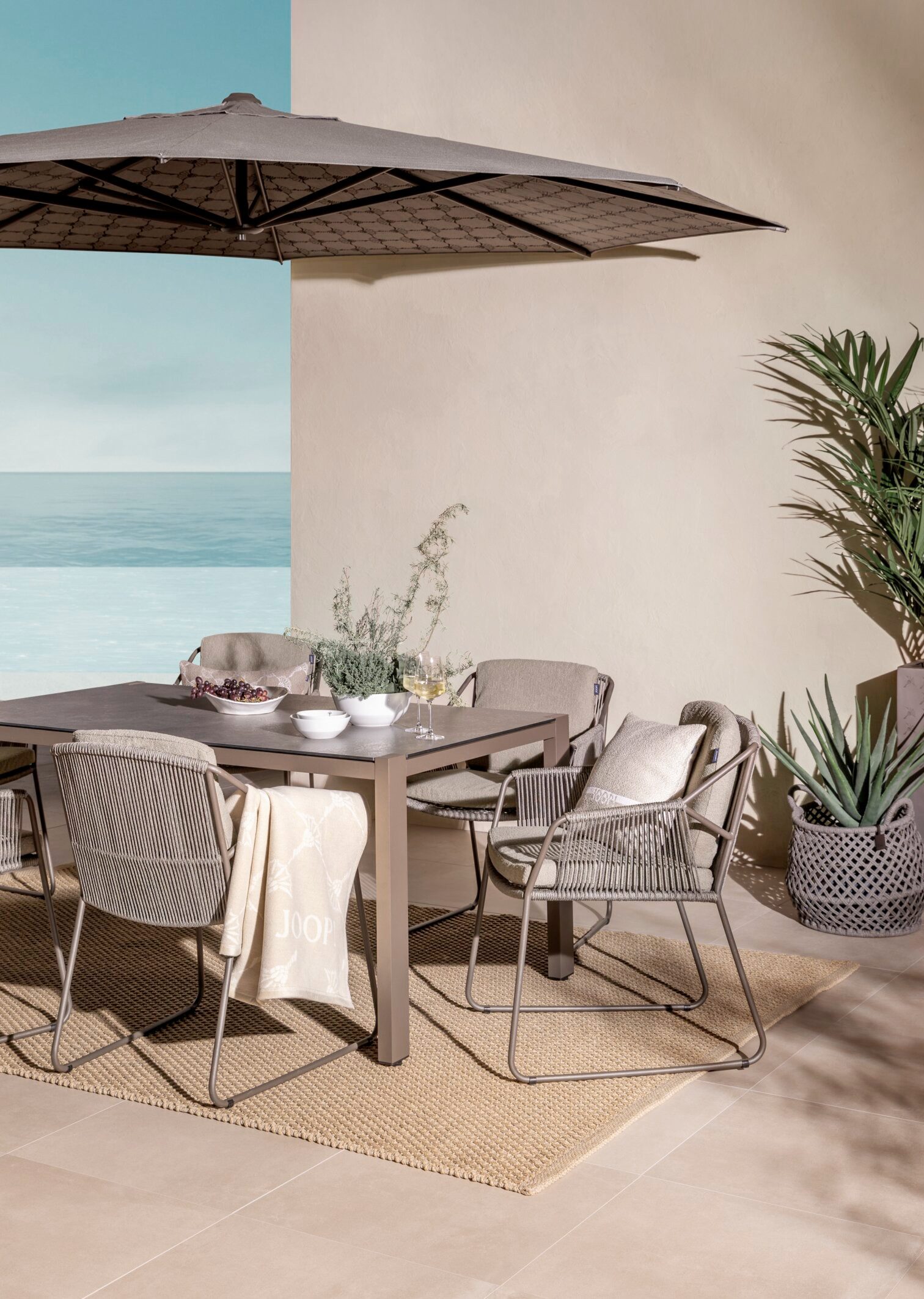 Outdoordecke JOOP! LIVING - FABRICS OUTDOOR CORNFLOWER Wohndecke, JOOP! – Bild 4 von 4