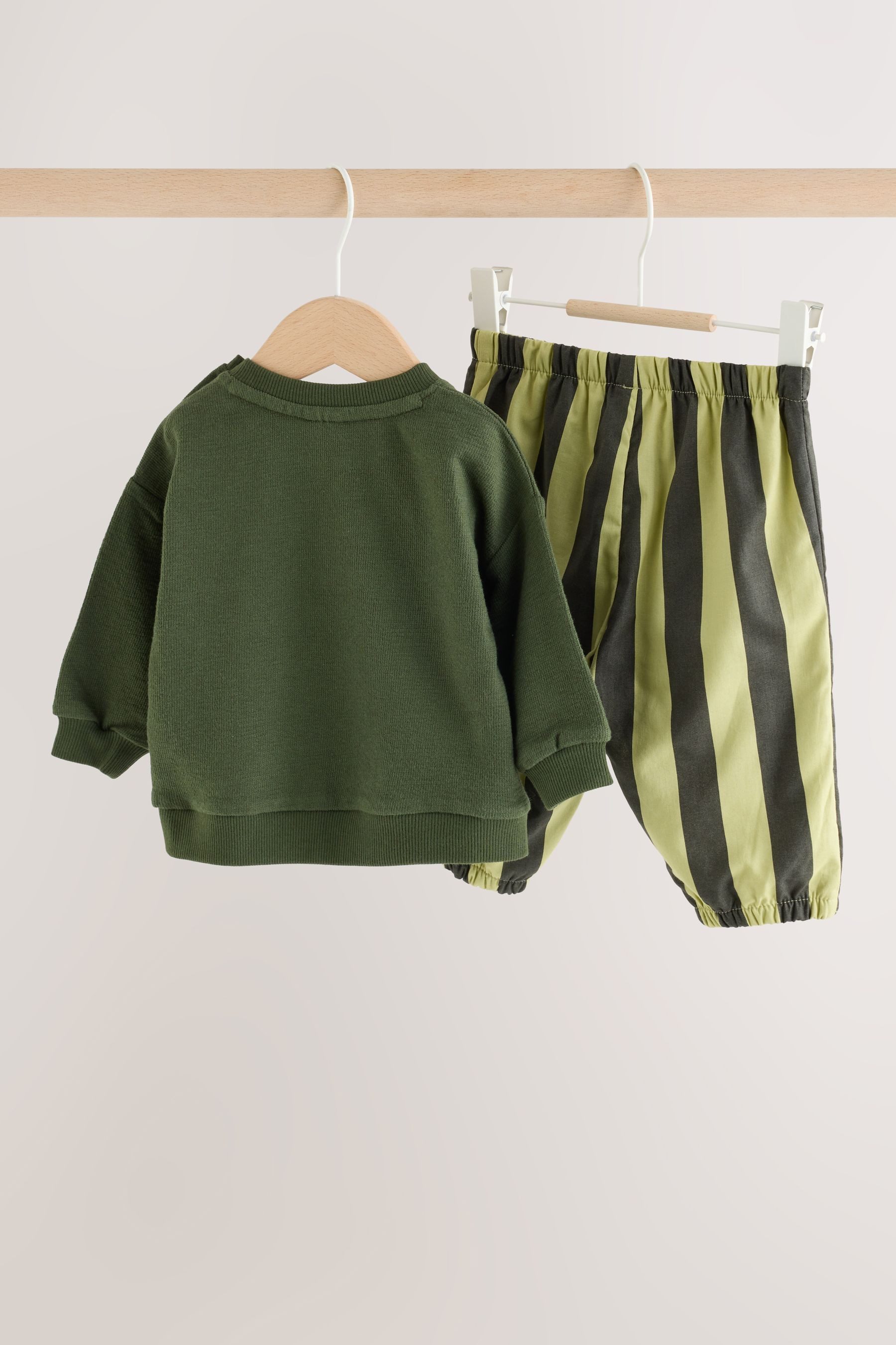 Next Top & Hose Babyset aus Sweatshirt und Hose (2-tlg) – Bild 3 von 5