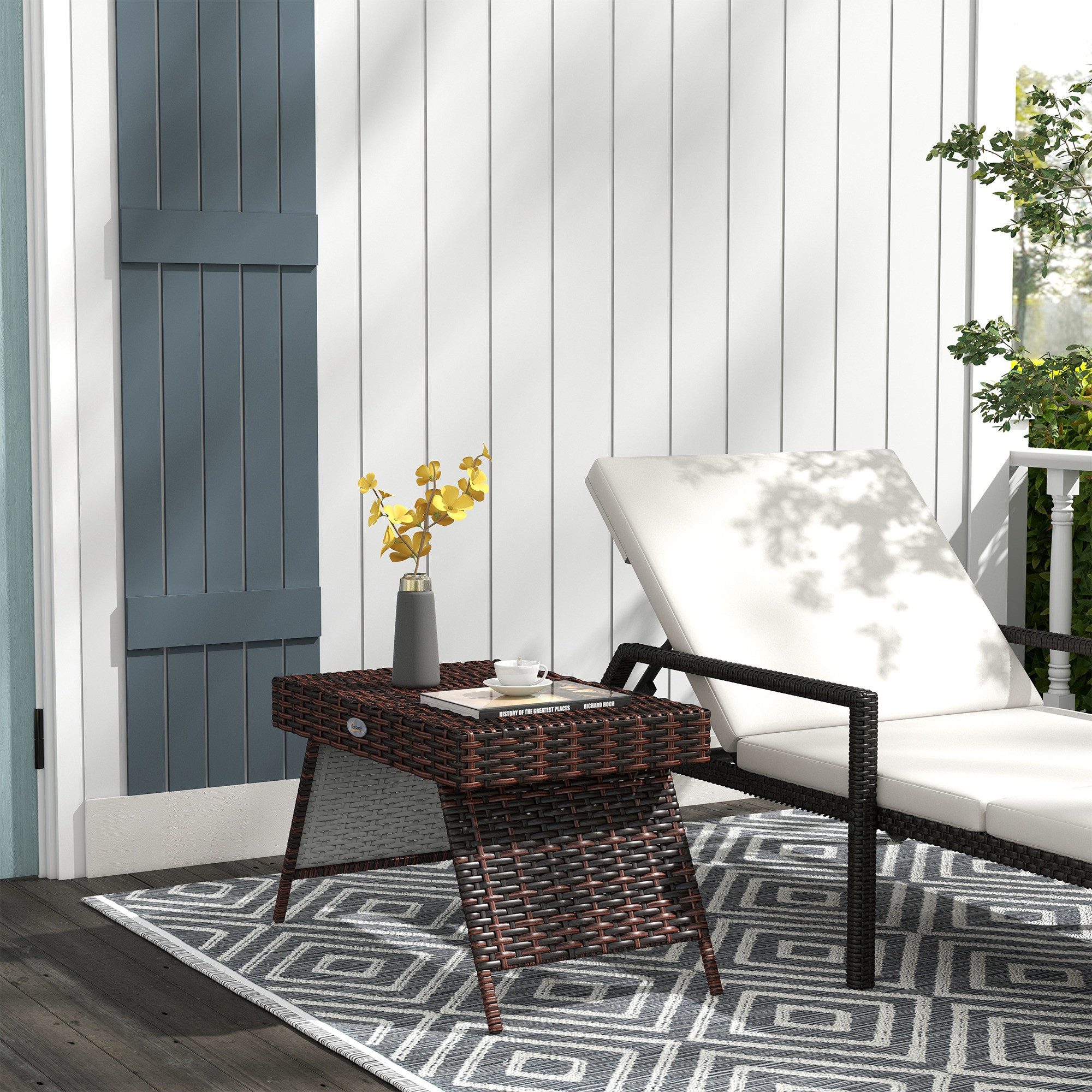 CHICFURN Gartentisch Rattan Klapptisch aus wetterfestem Material in Braun (Packung, 1-St., Praktischer Balkon- und Terrassentisch, einfach zusammenklappbar), Maße: 60 x 41 x 41 cm, kompakt und flexibel platzierbar