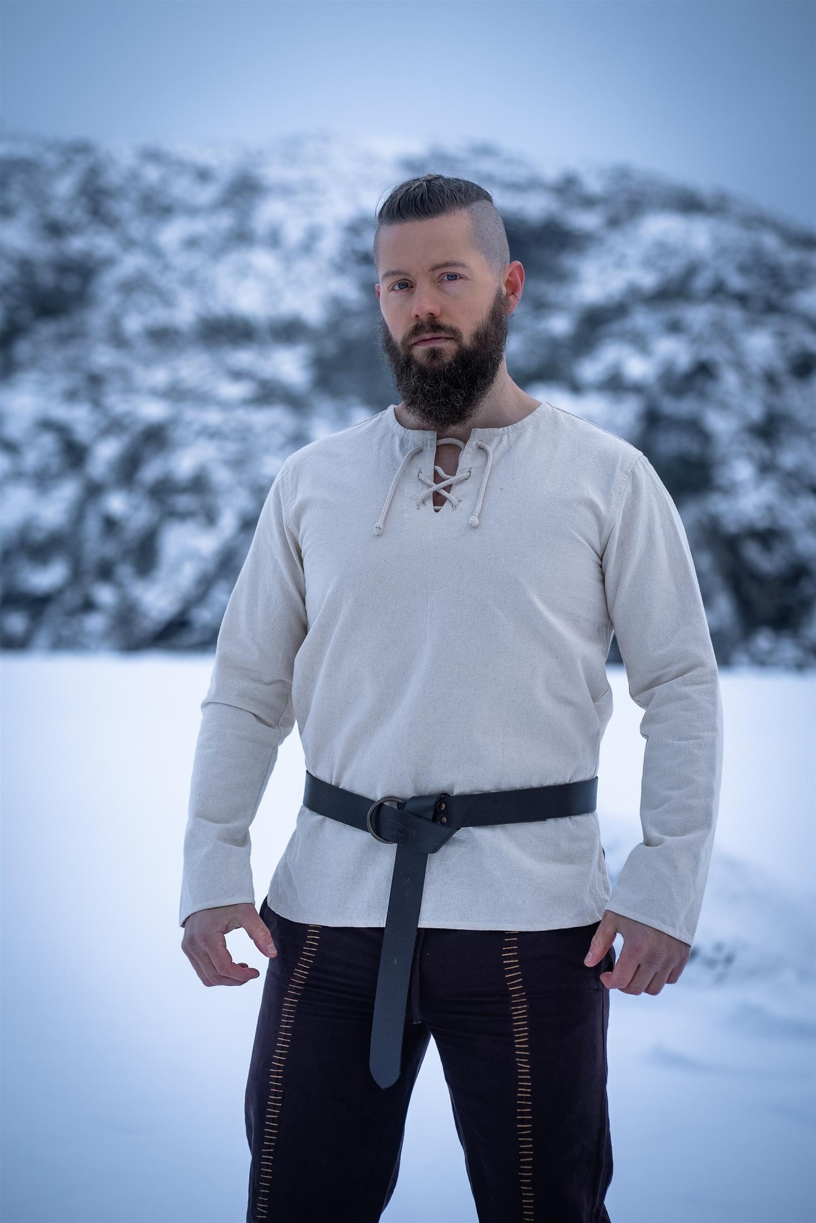 Leonardo Carbone Wikinger-Kostüm Ringgürtel "Arion" aus Glattleder, Metallringverschluss, dekorativer Extra-Riemen