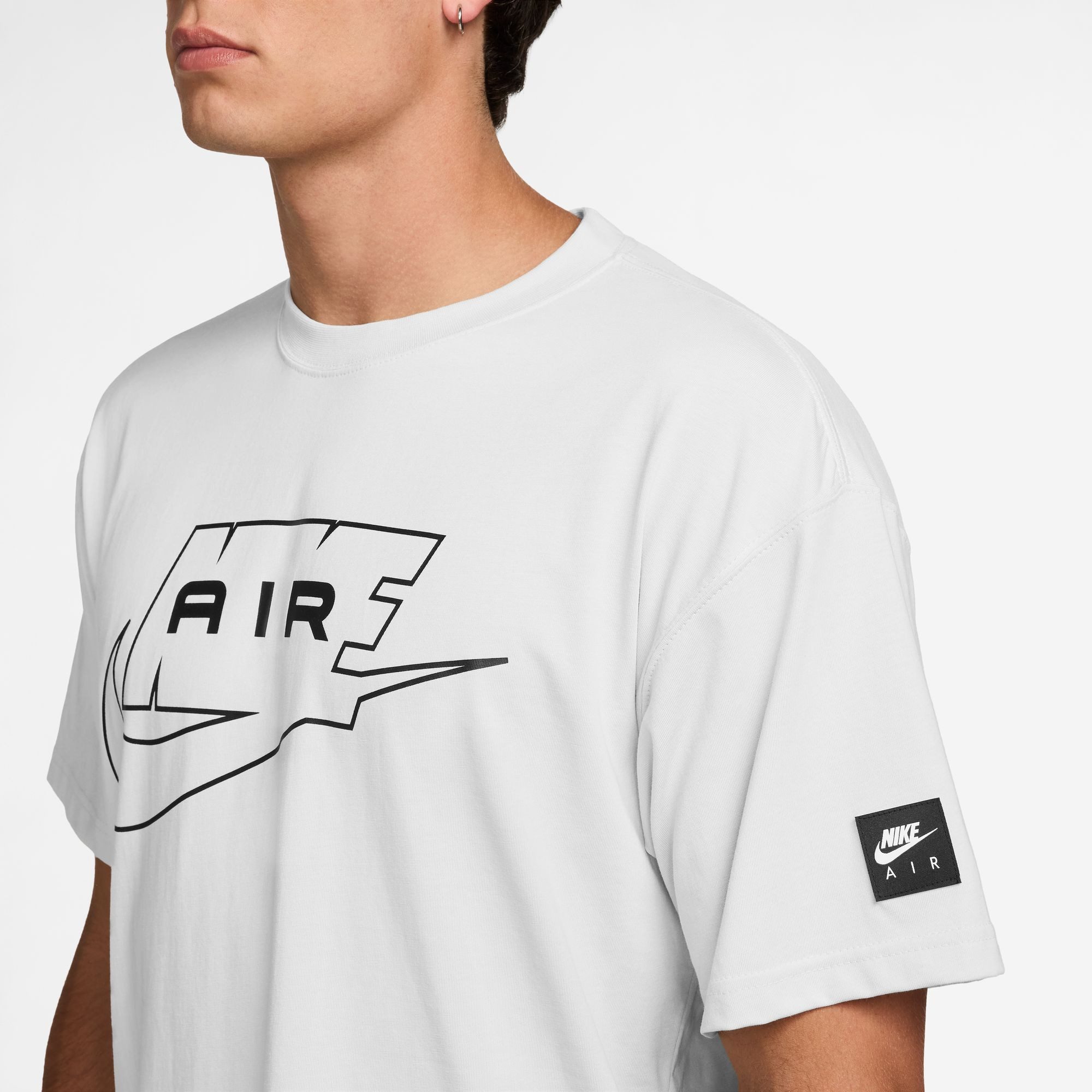 Nike T-Shirt U NSW TEE LSE AIR sportlicher Schnitt, für Freizeit und Sport