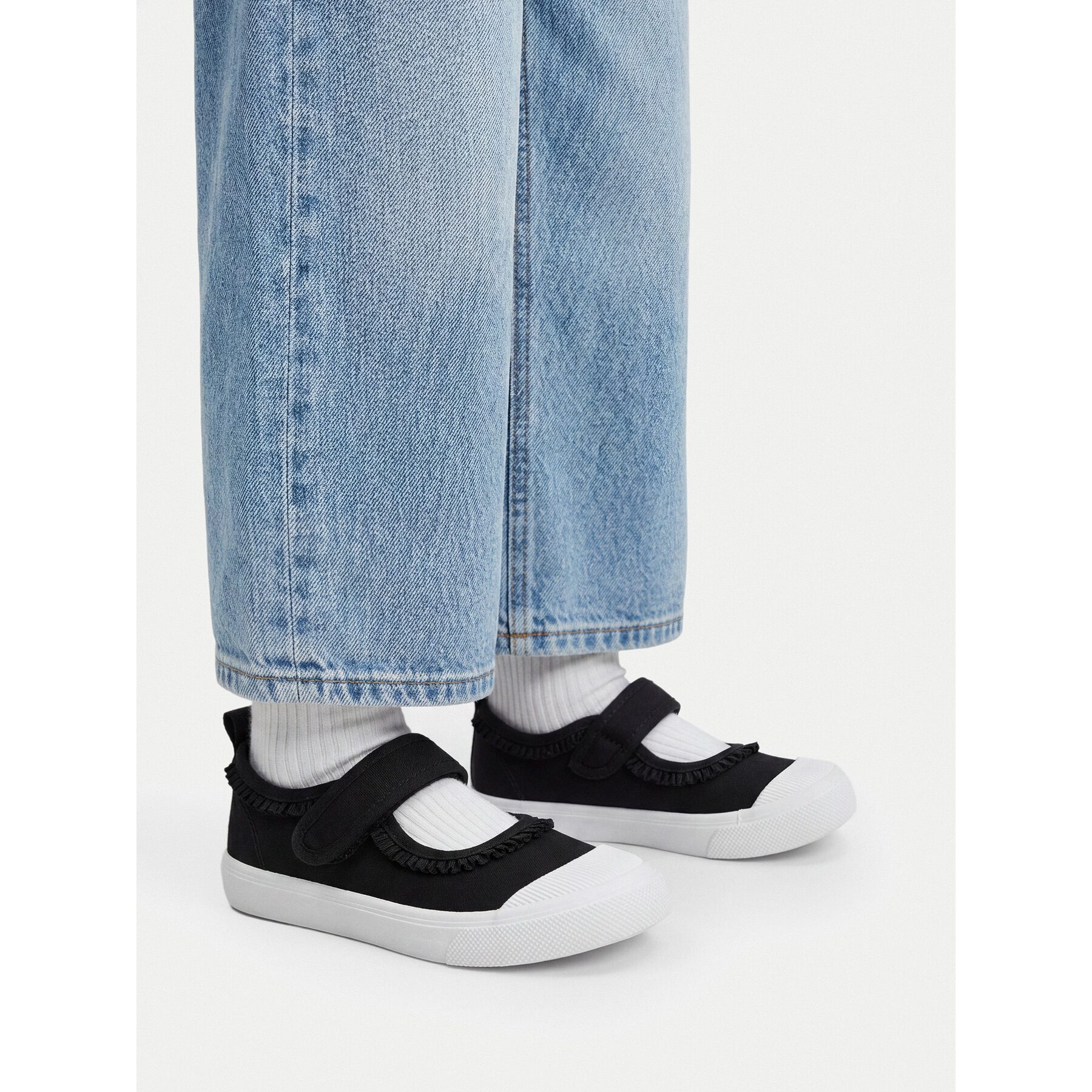 DeeZee Deezee Mädchen Hausschuhe 5907964182399 Schwarz Plüsch Hausschuhe