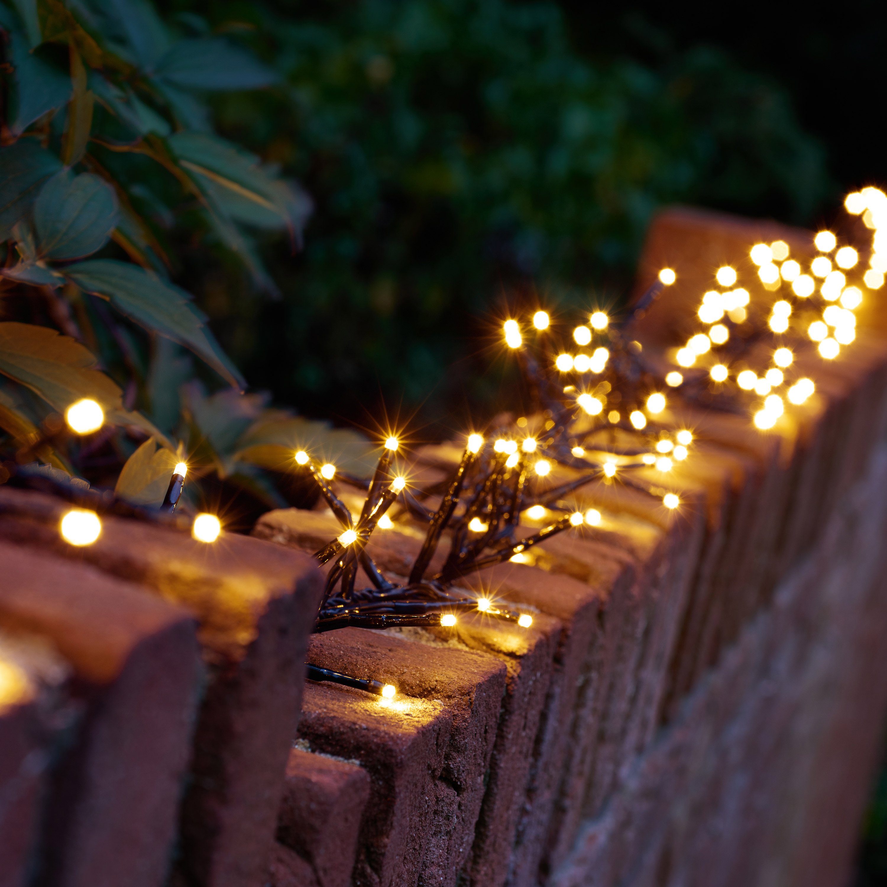 kamelshopping LED-Lichterkette 200er LED Lichterkette für Innen- und Außen,  ca. 29,9 m, 8 Lichtfunktionen, grünes Kabel, ideal als  Weihnachtsbaumbeleuchtung, Weihnachtsbeleuchtung