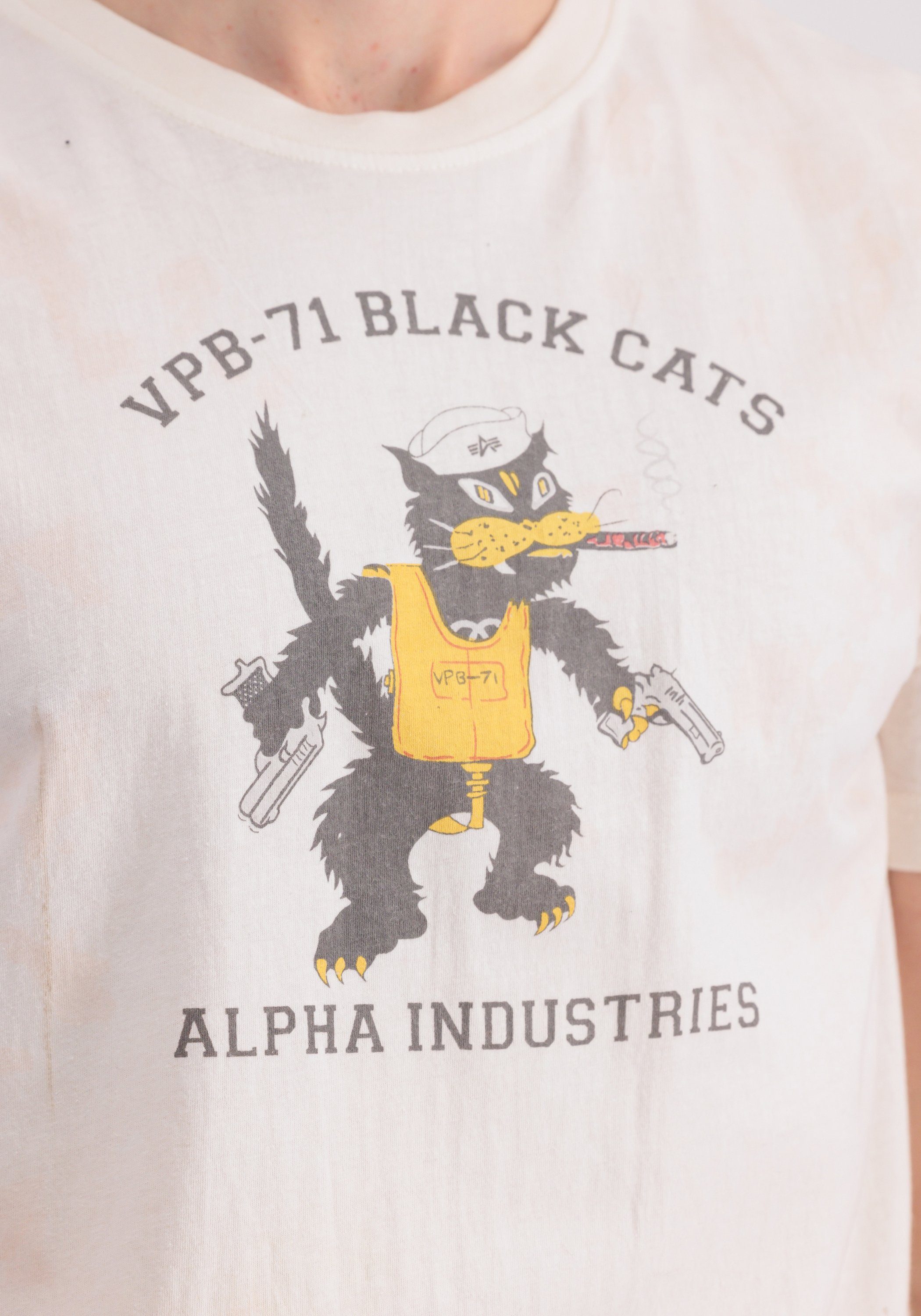 white Black Cats Men Industries Alpha T-Shirts vintage Industries - T T-Shirt Alpha