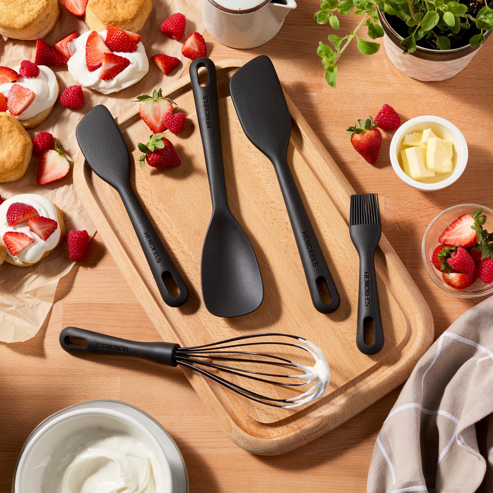 HENCKELS by ZWILLING Schneebesen Silicone Onyx, Silikon, Aufhänge-Öse – Bild 3 von 5