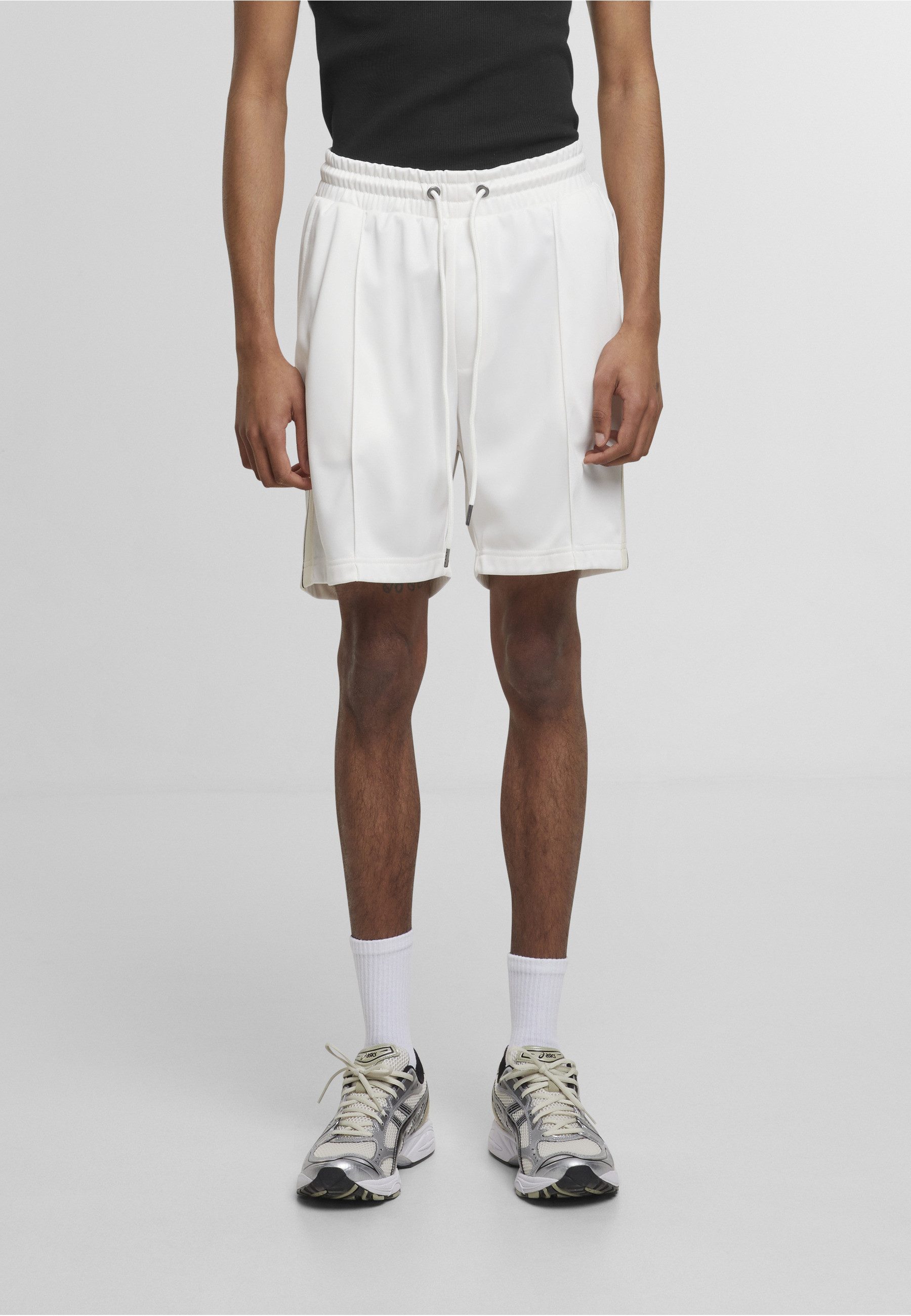 URBAN CLASSICS Shorts Urban Classics Tennis Core Shorts (1-tlg)