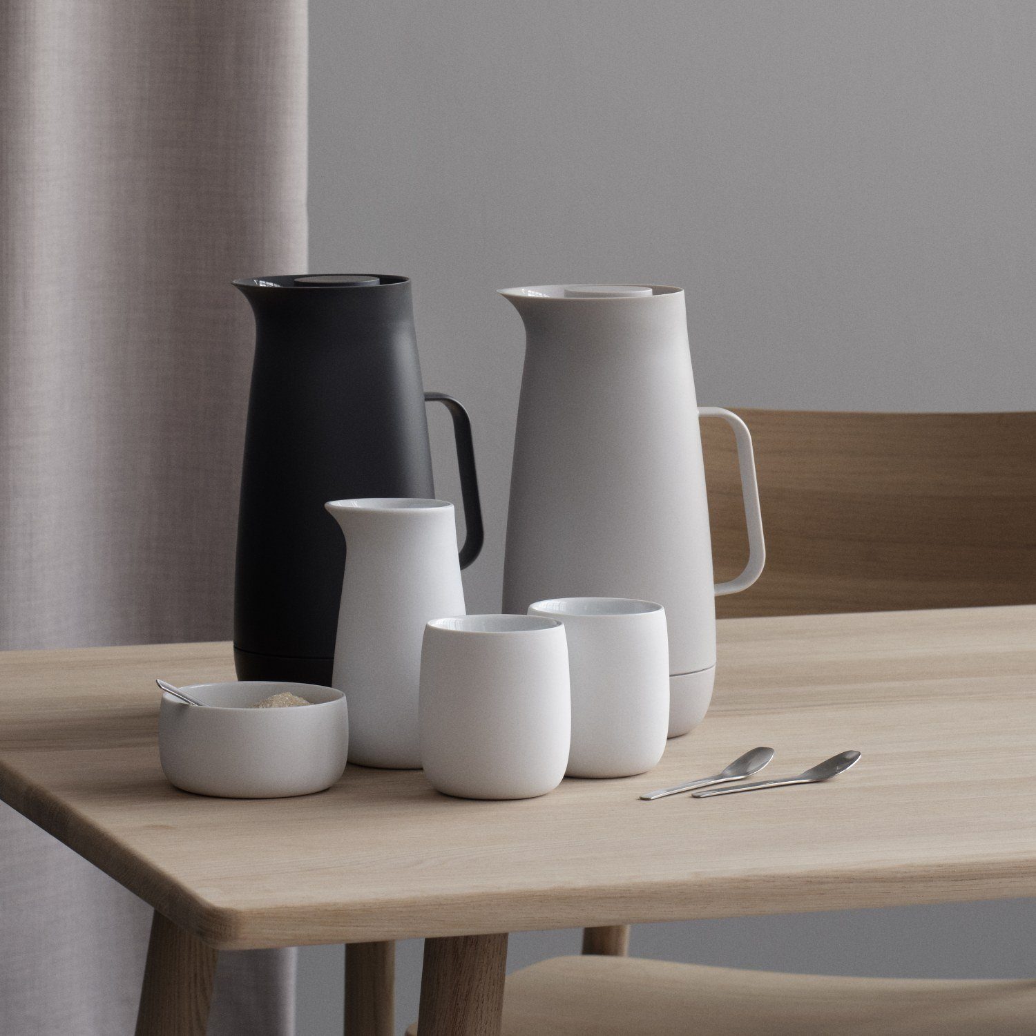 Stelton Isolierkanne Foster Hellgrau 1 Liter, (Einzeln)