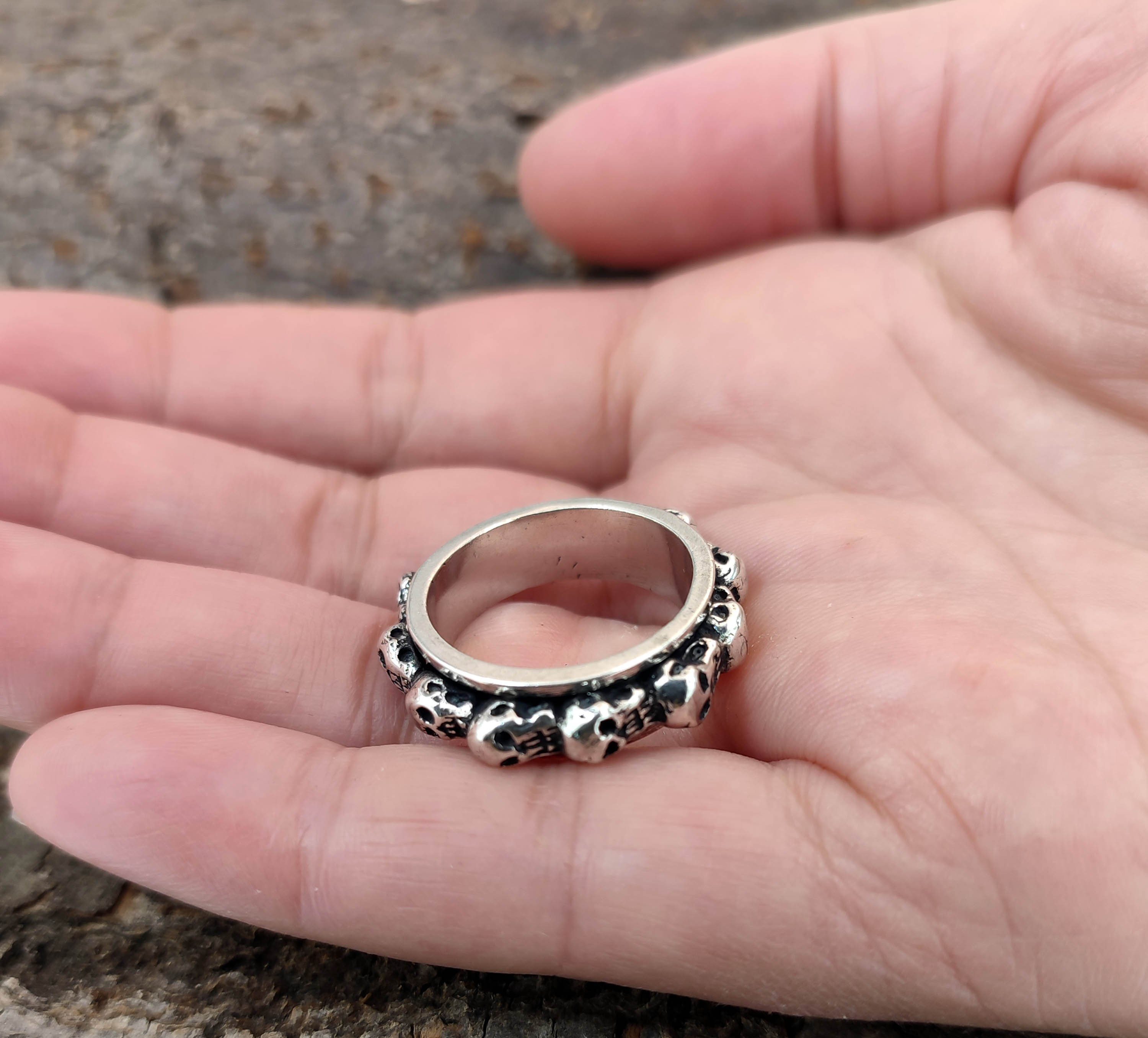 Kiss of Leather Silberring Drehring Totenkopf, Gr. 54-78 (tk9) - Silber