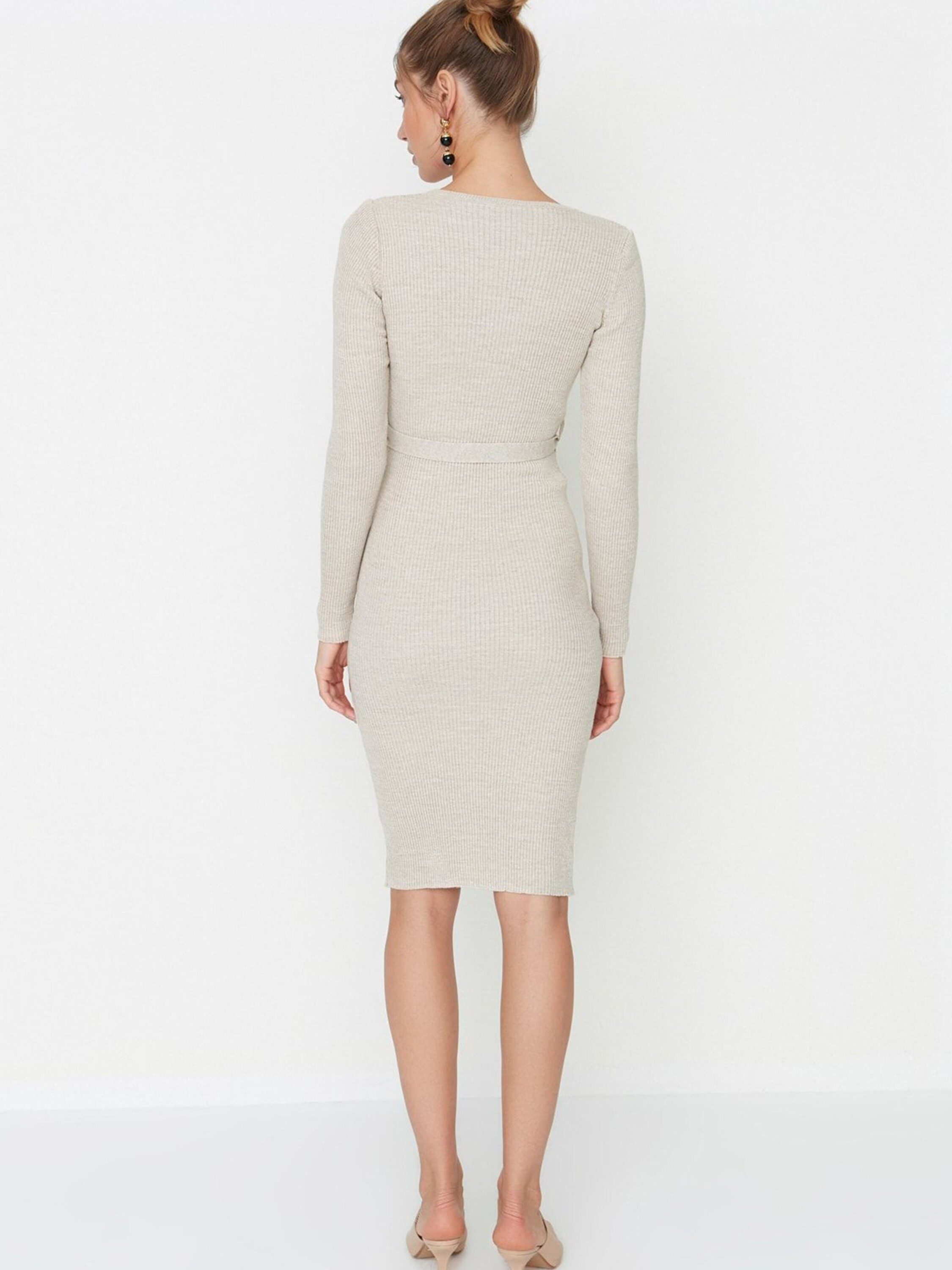 Trendyol Sommerkleid (1-tlg) Plain/ohne Details günstig online kaufen