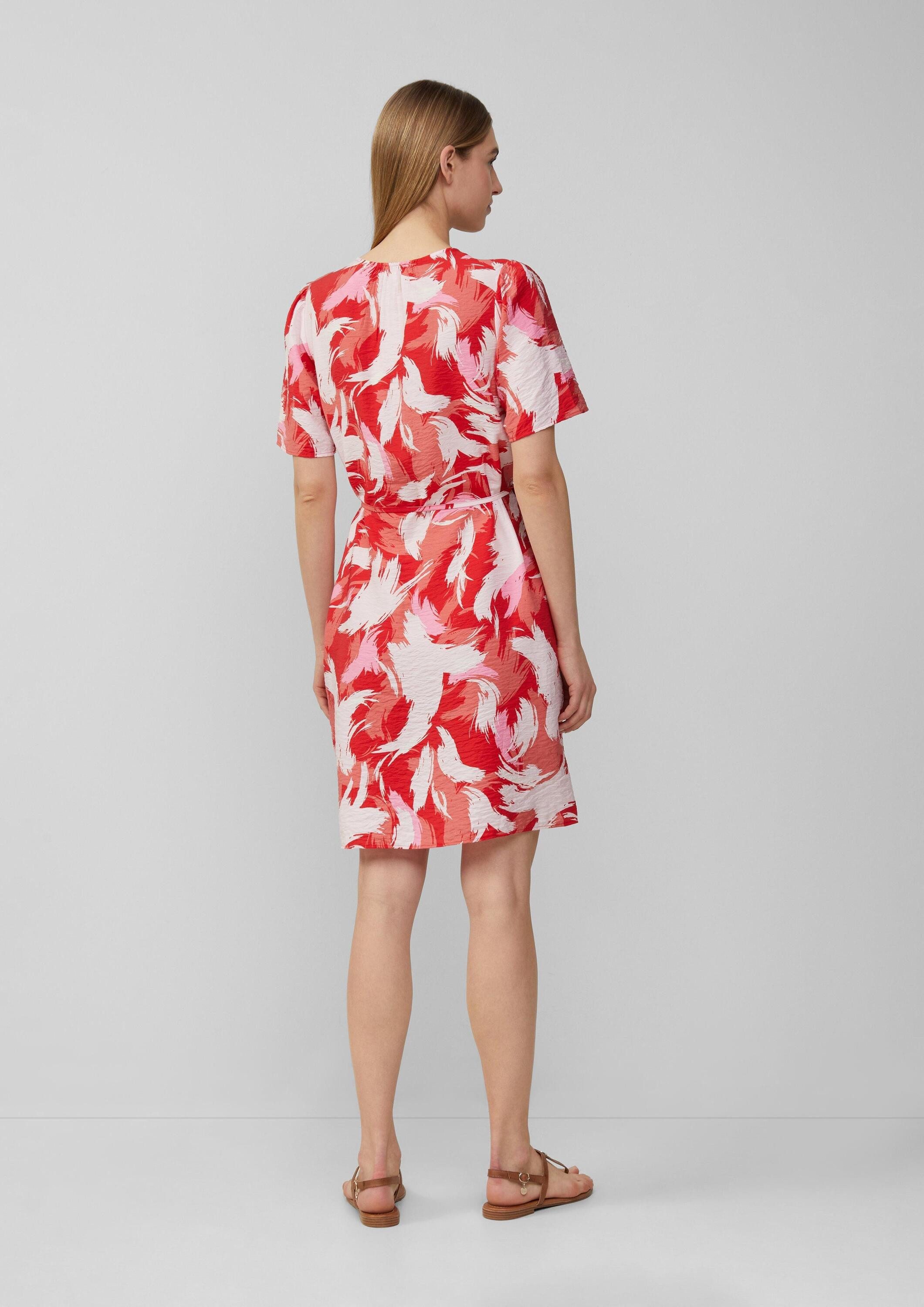 s.Oliver Minikleid Kleid Kurzes Kleid aus Viskosemix mit Puffärmeln