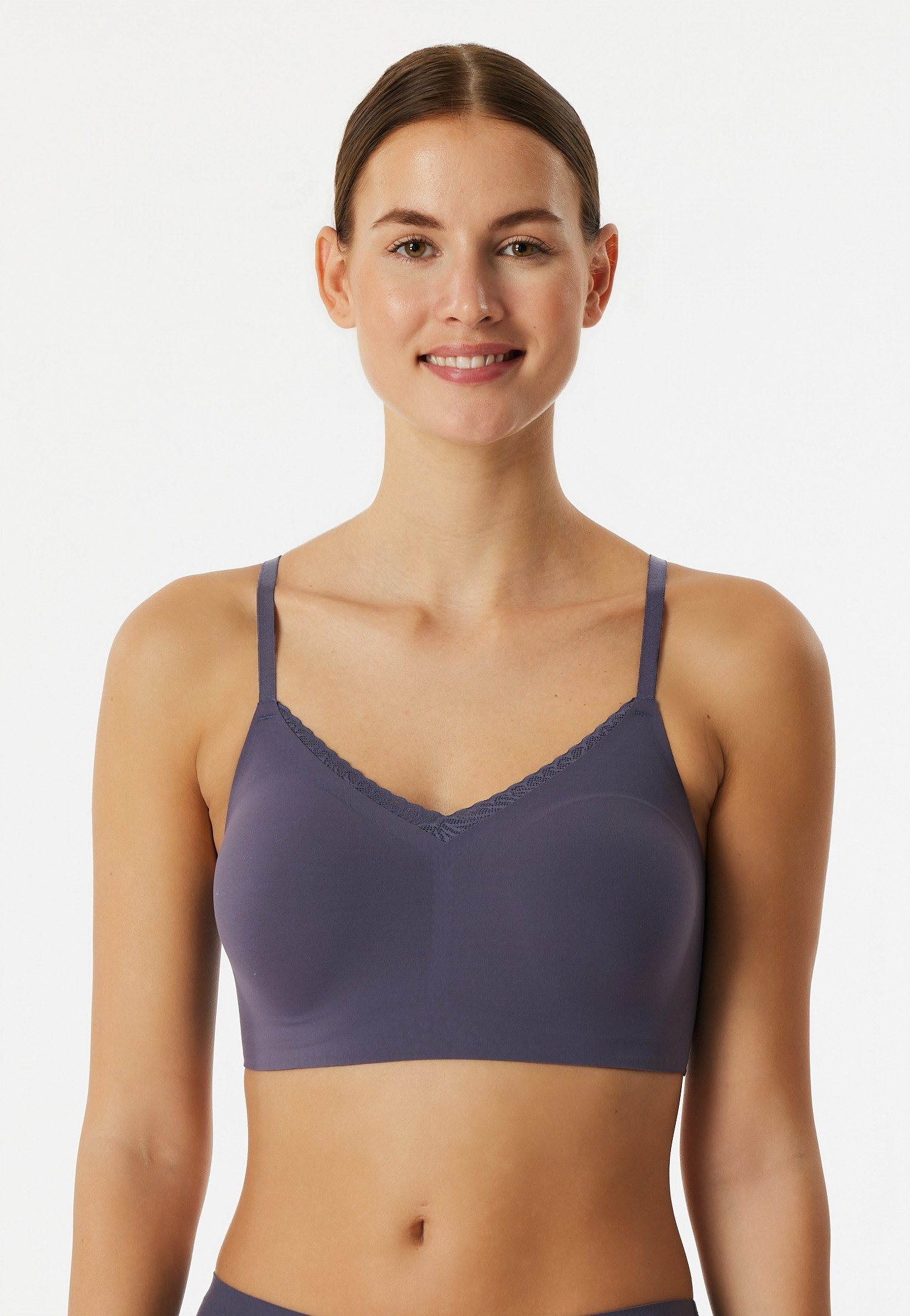 Schiesser Bustier Invisible Soft Lace herausnehmbare Pads, V-Ausschnitt, Spitze vorn, Lasercut-Abschlüsse