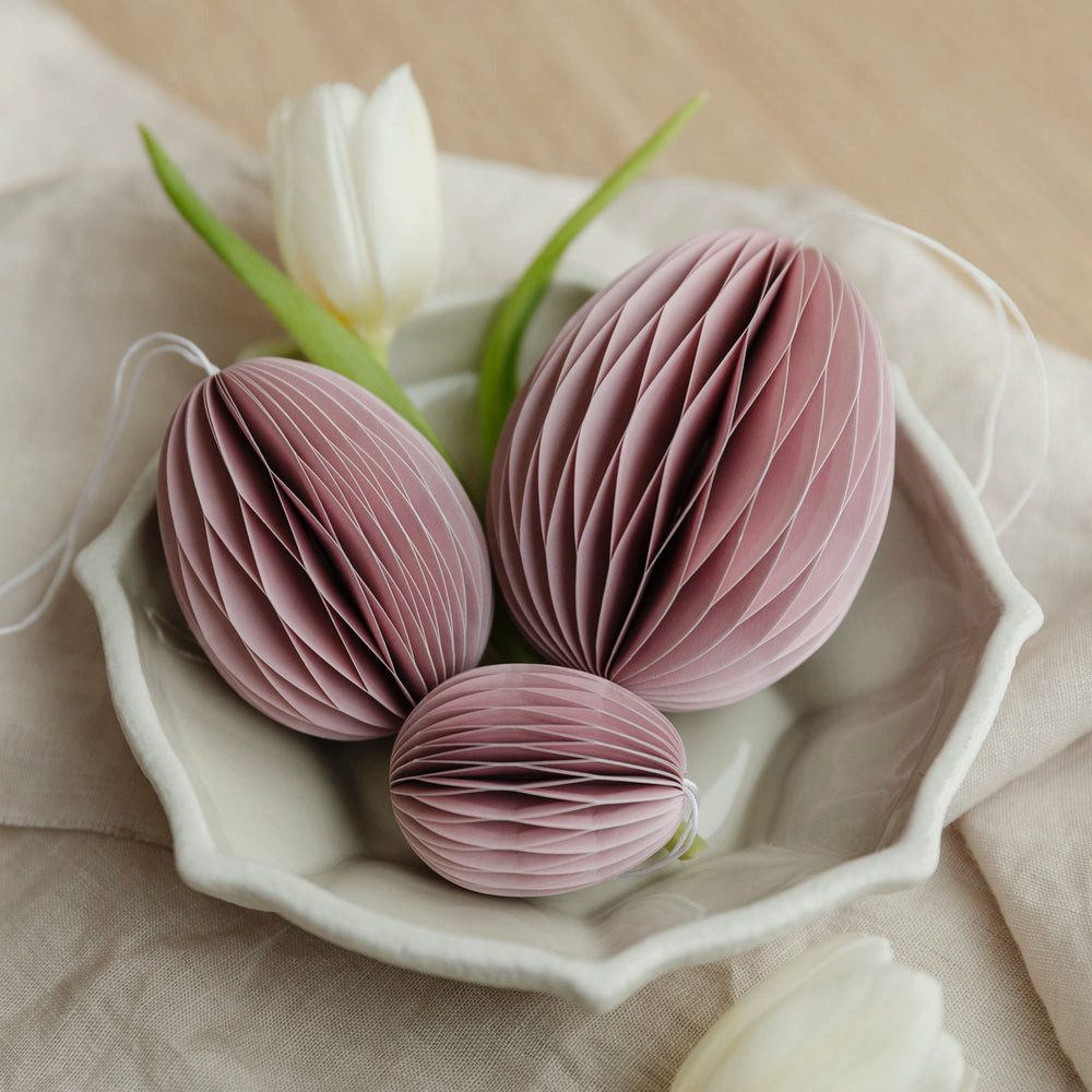 studio mkono Dekoobjekt Osterei aus Papier zum Aufhängen in rosé