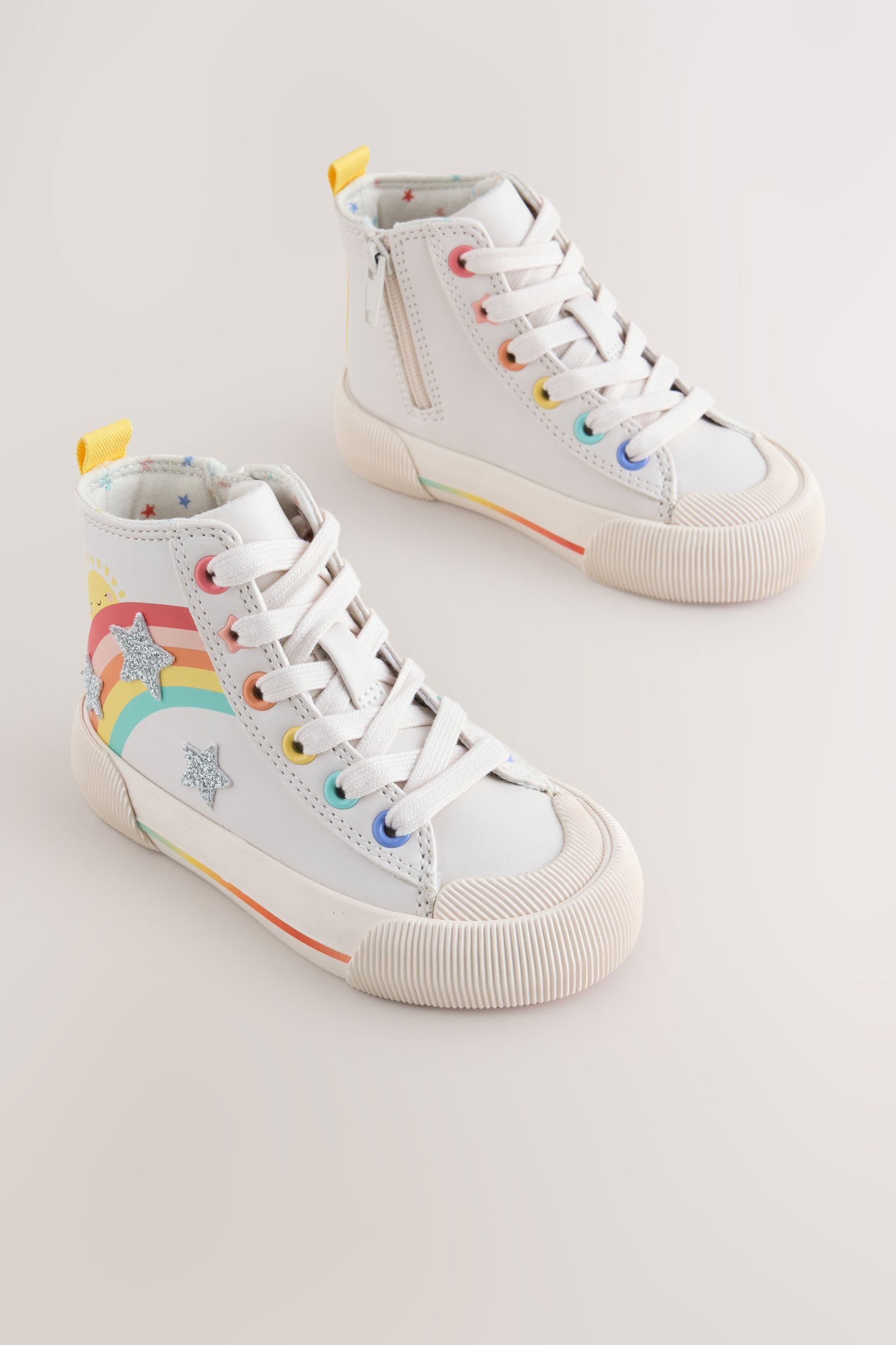 Next High Top in weiter Passform Sneaker (1-tlg)