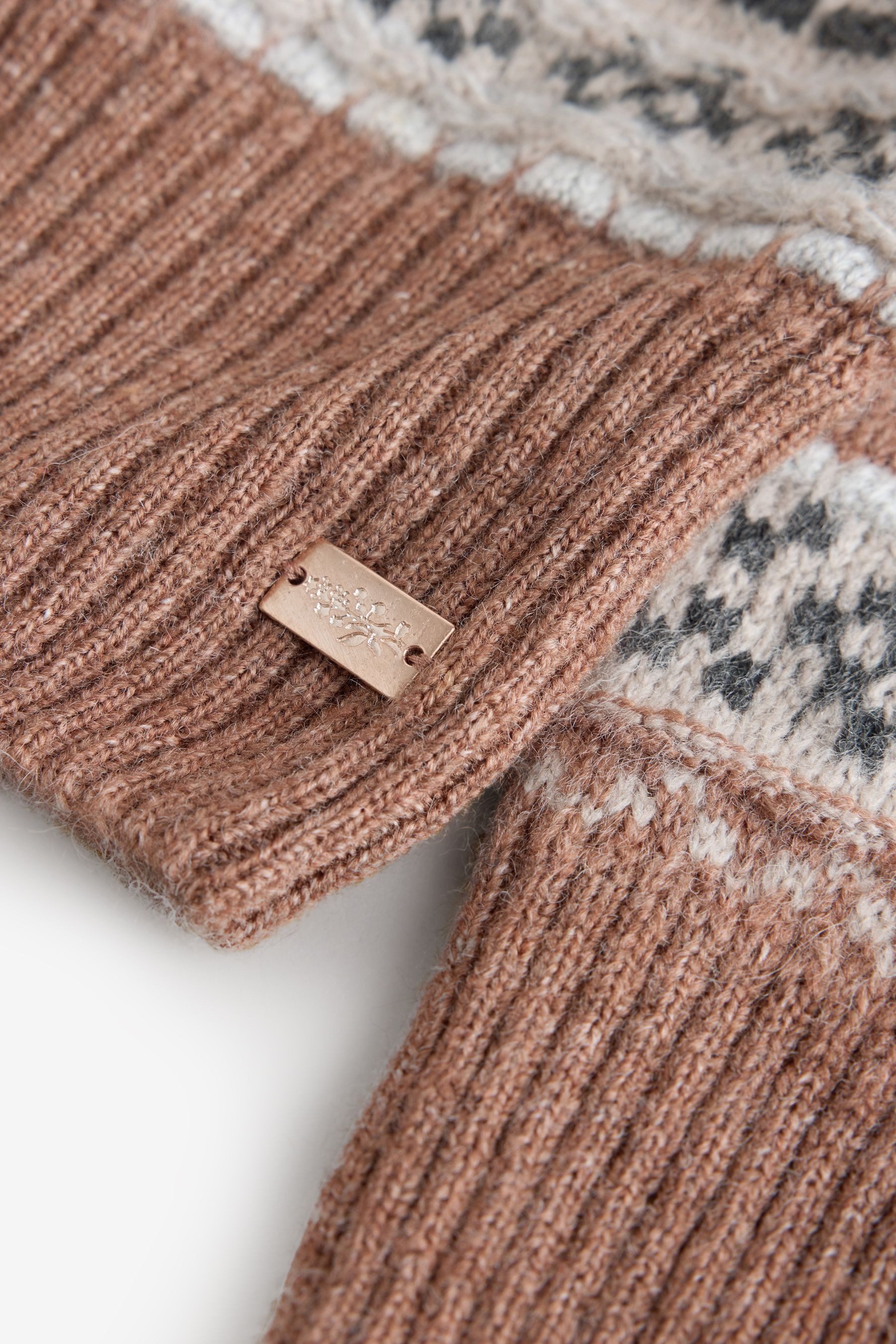 LAURA ASHLEY Norwegerpullover Laura Ashley Rundhalspullover mit Fairisle-Muster (1-tlg)