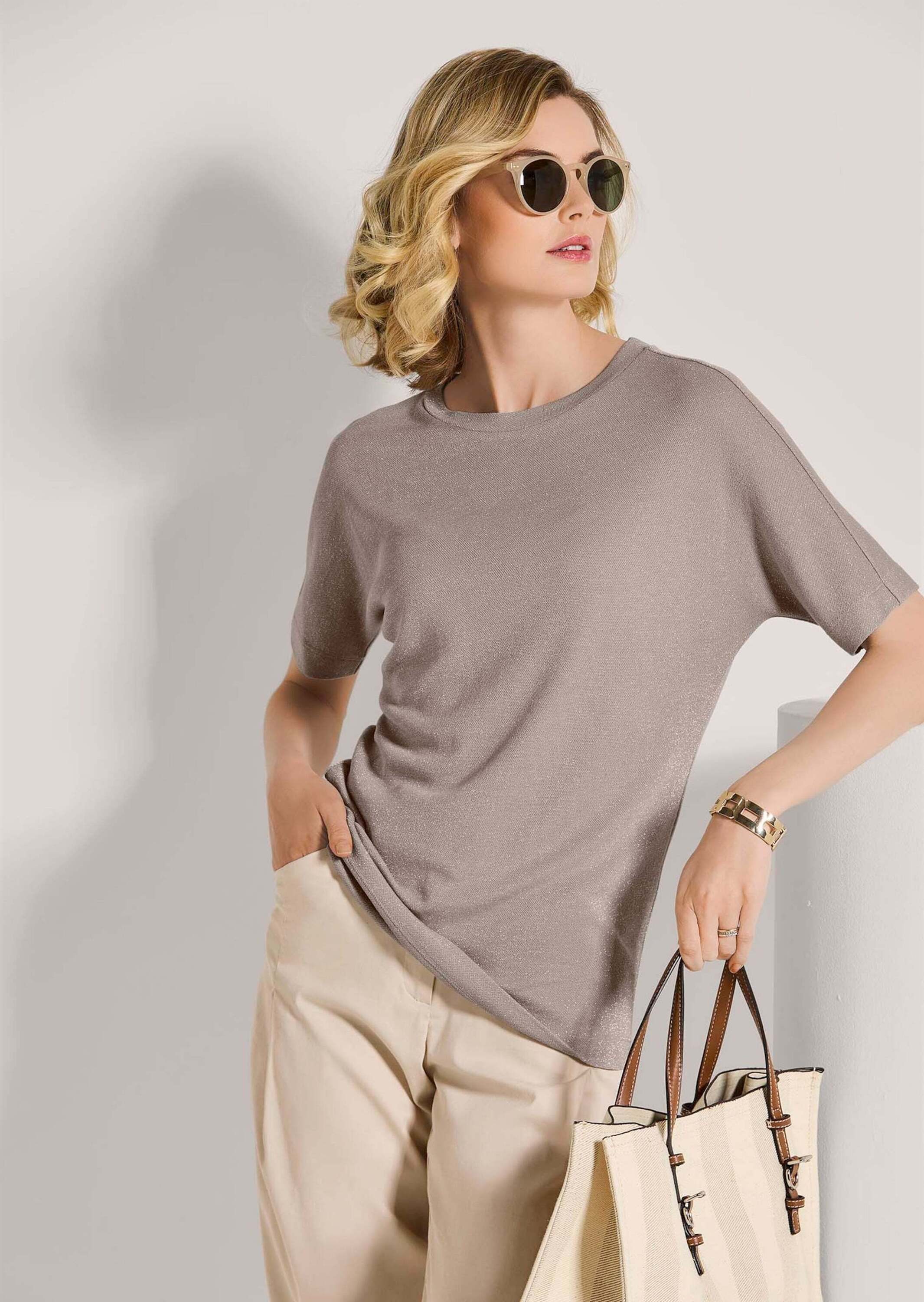MADELEINE Kurzarmshirt Glamouröses Stretch-Oberteil Glitzerndes Effektgarn mit Rundhals und Halbarm
