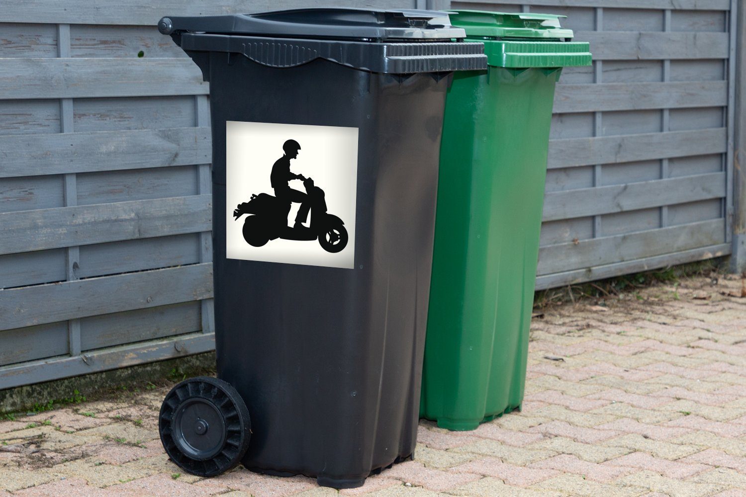 einem in Mülltonne, schwarz-weiß St), Motorroller Wandsticker einer MuchoWow auf (1 Person Container, Abfalbehälter Mülleimer-aufkleber, Illustration Sticker,
